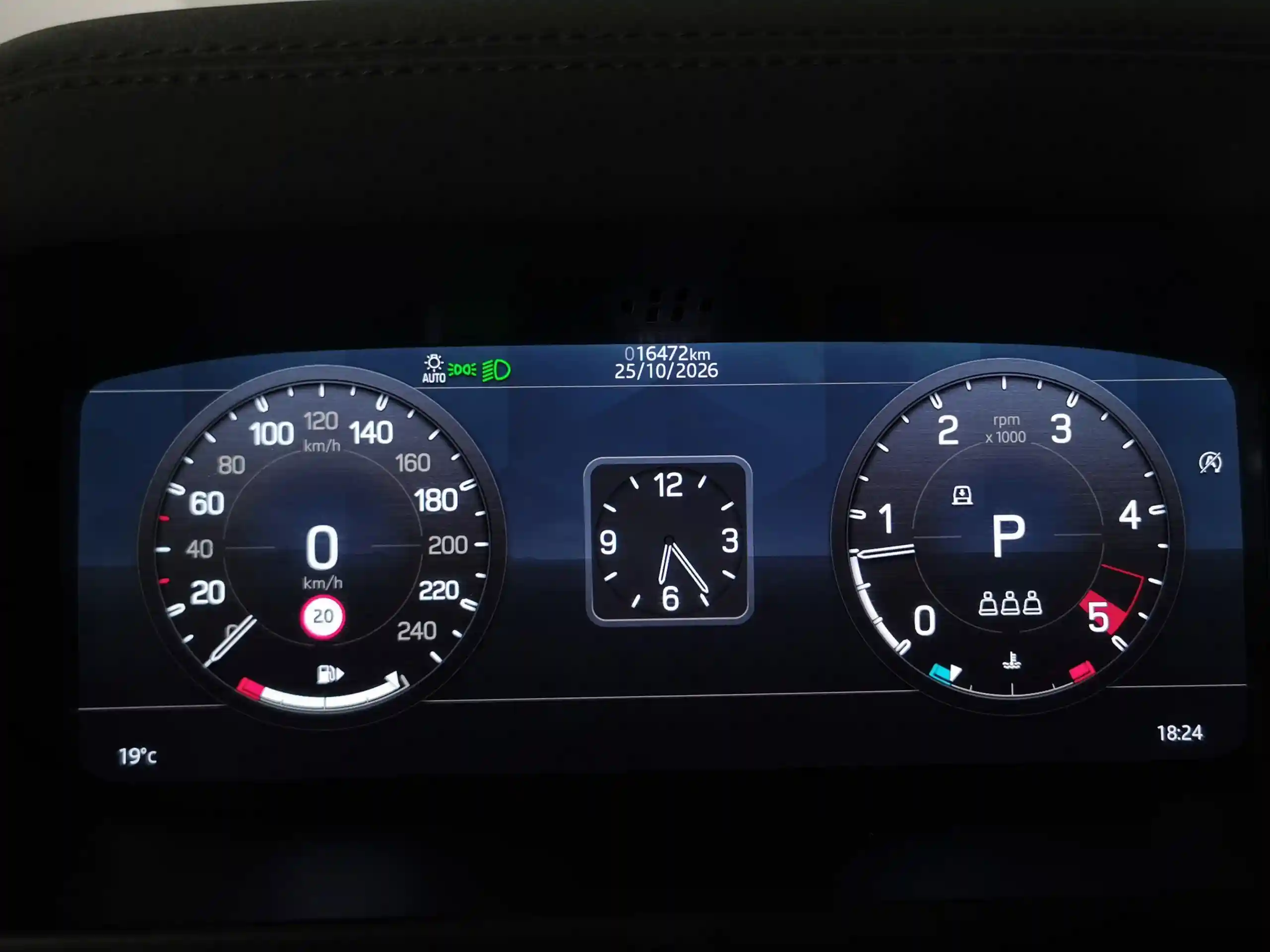 Land Rover Defender 2021