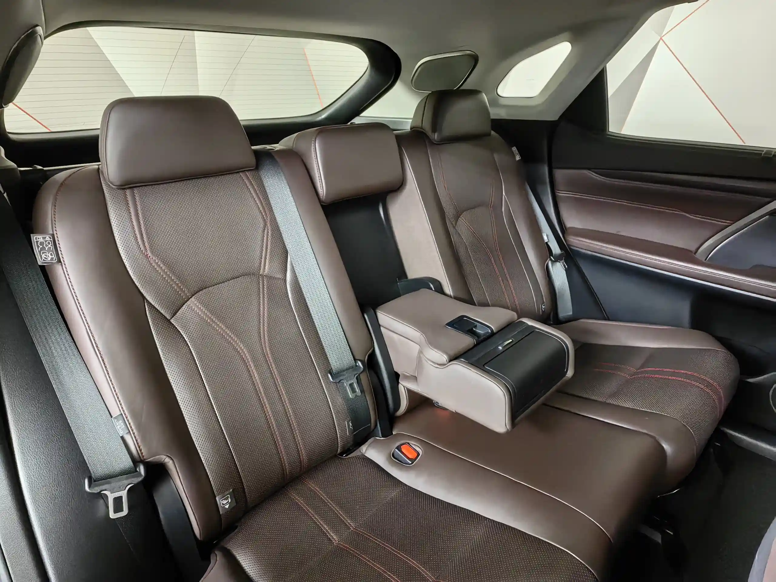Lexus RX 2021