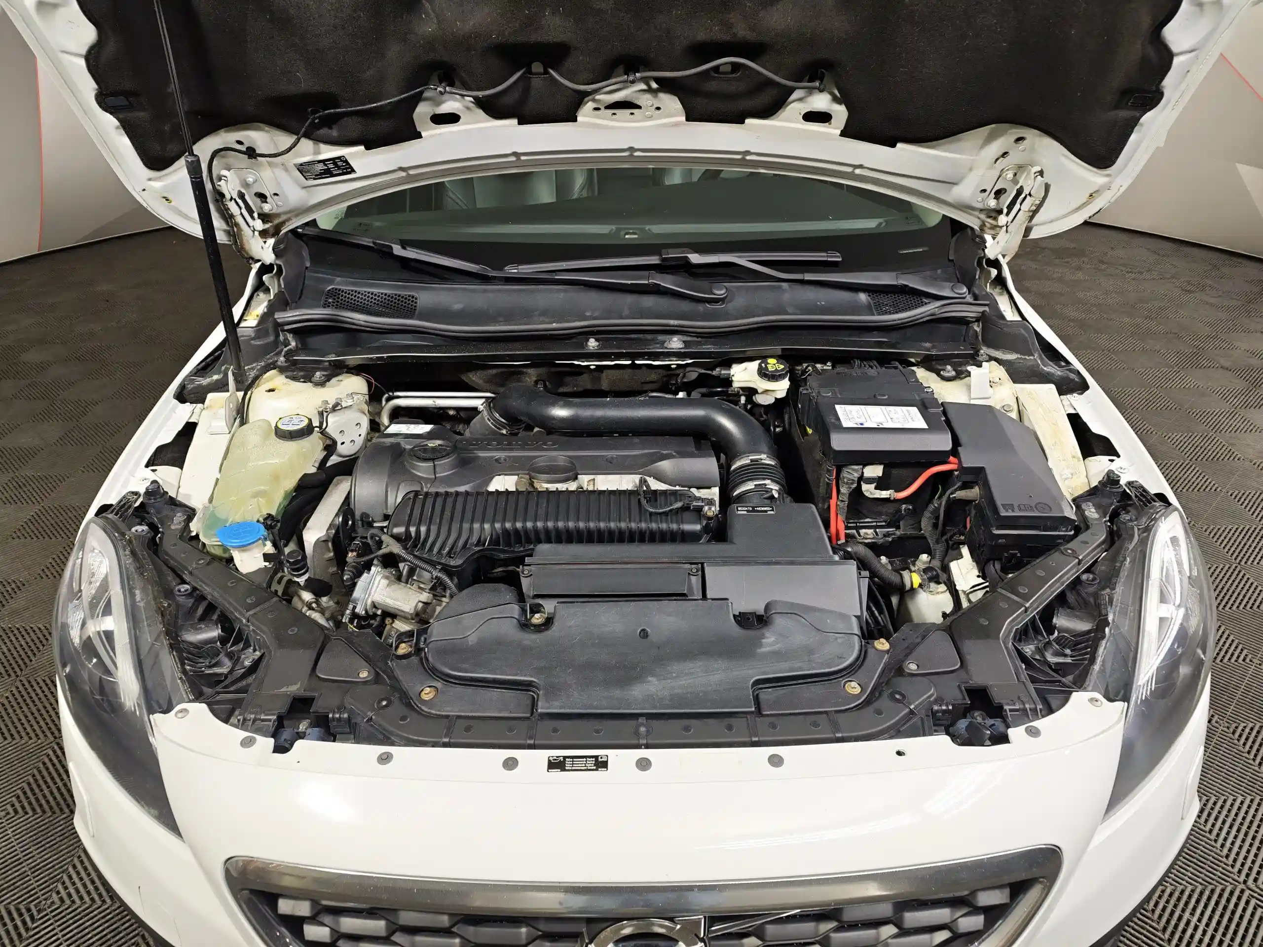 Volvo V40 2013
