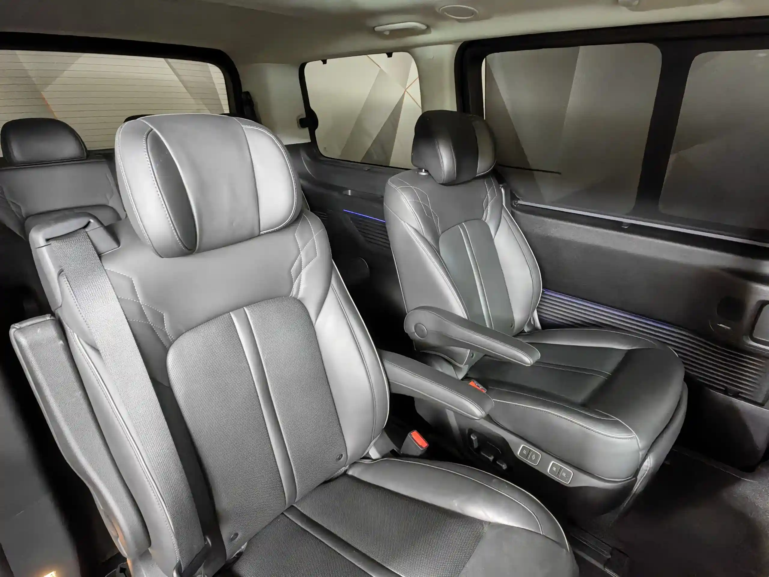 Hyundai Staria 2021
