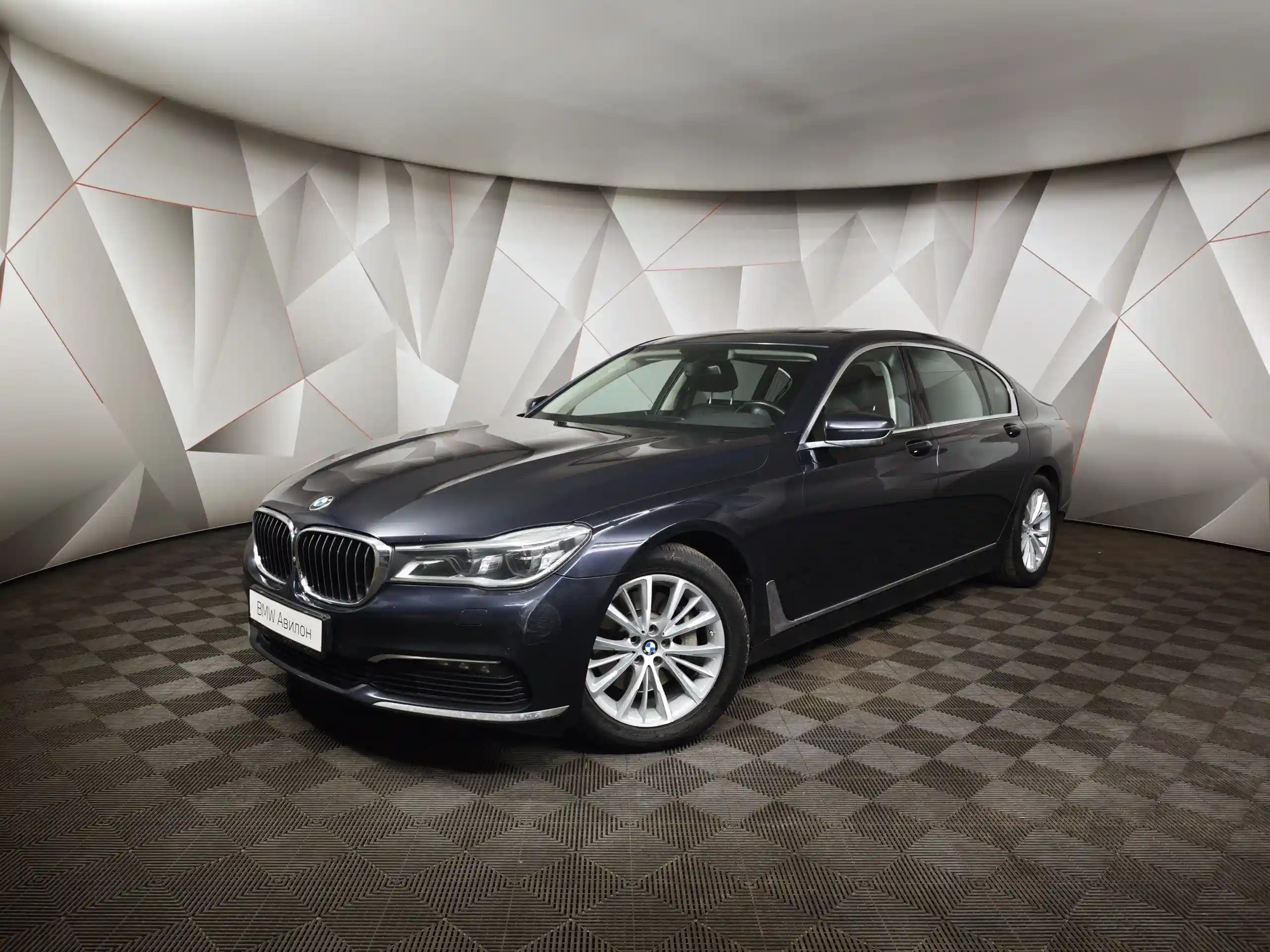 BMW 7 серия 2018