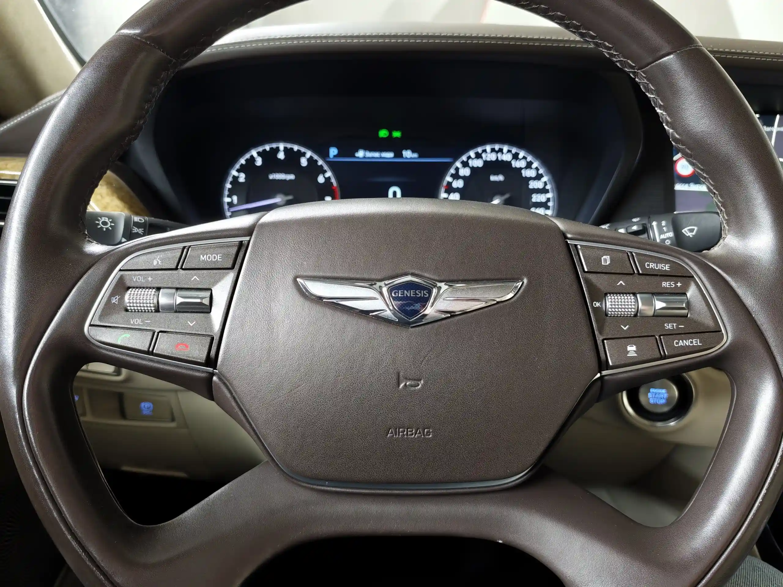 Genesis G90 2018