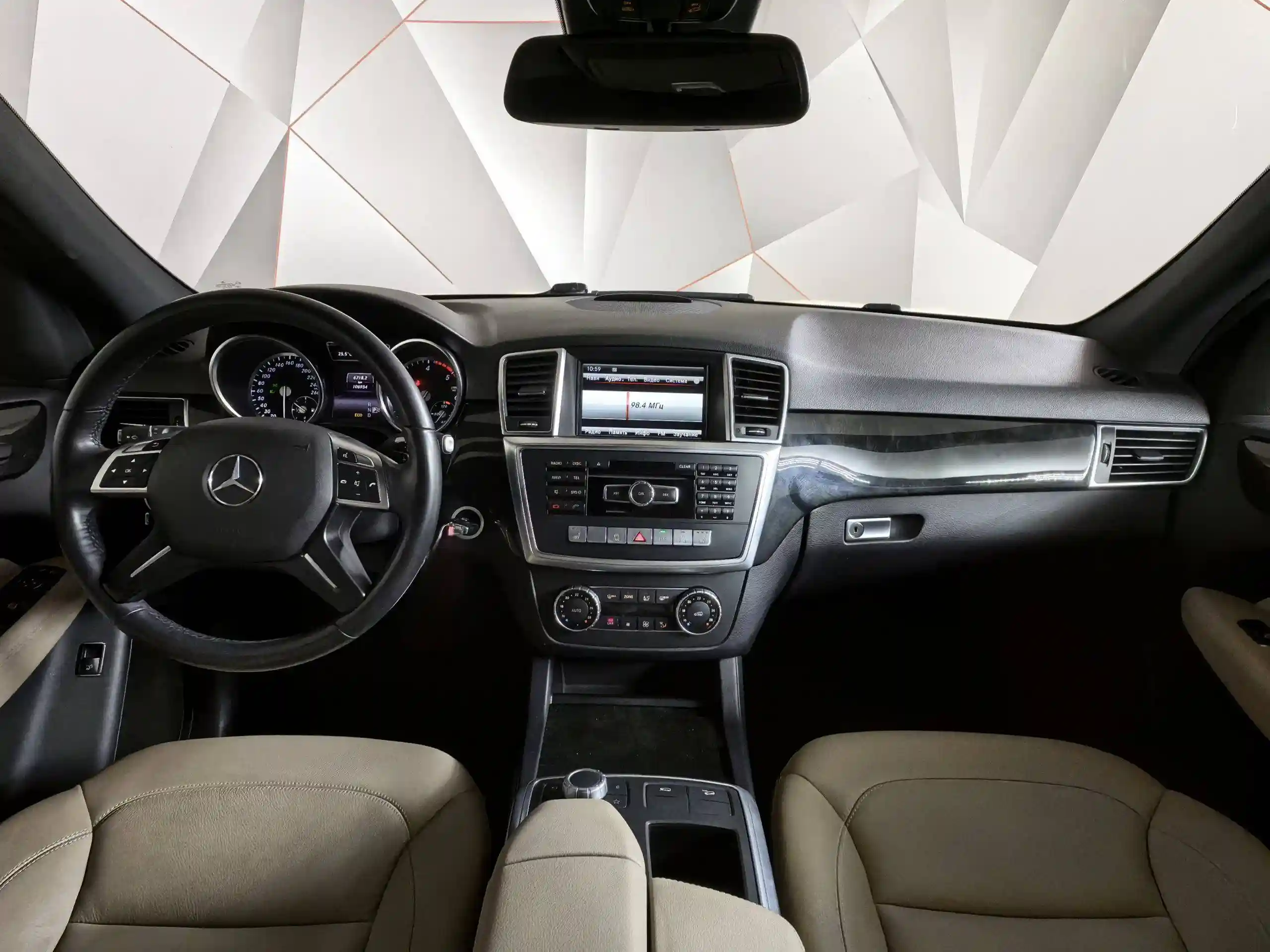 Mercedes-Benz M-Класс 2014
