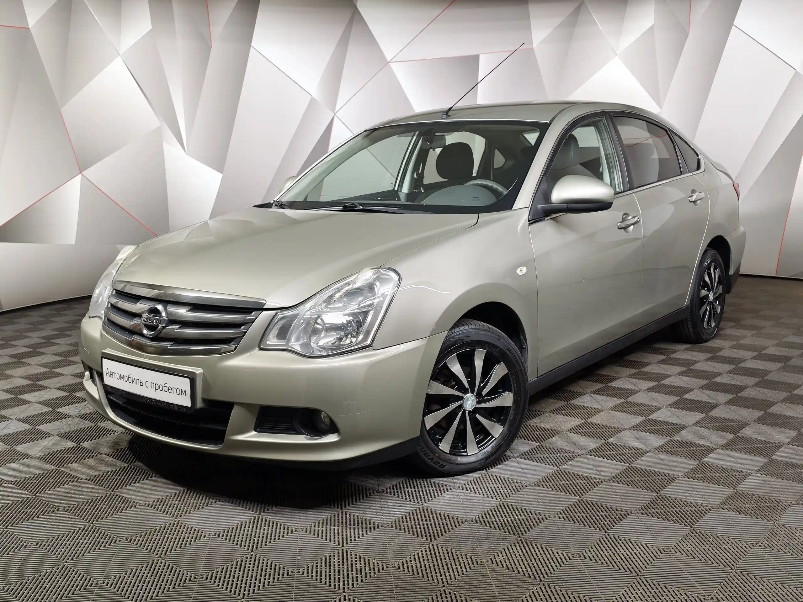 Nissan Almera 2015