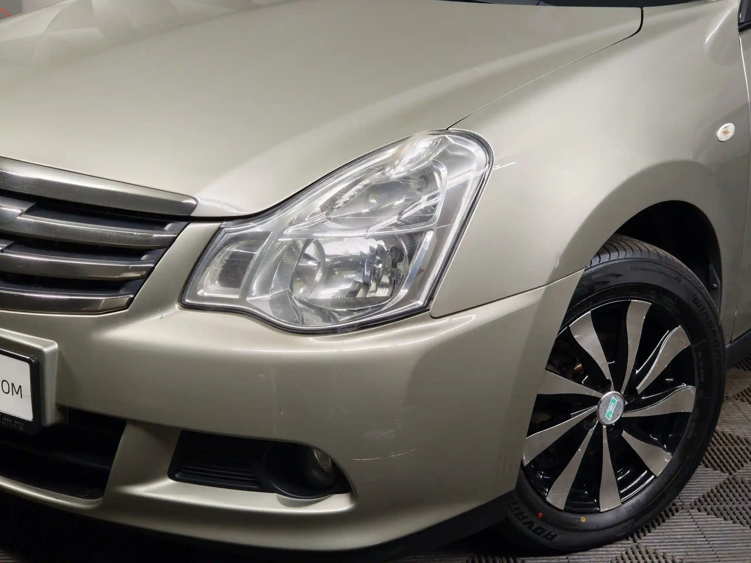 Nissan Almera 2015