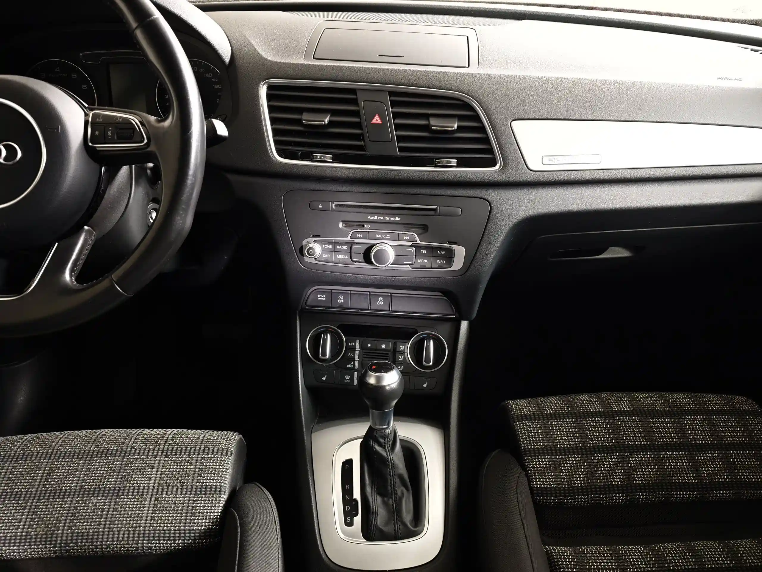 Audi Q3 2016