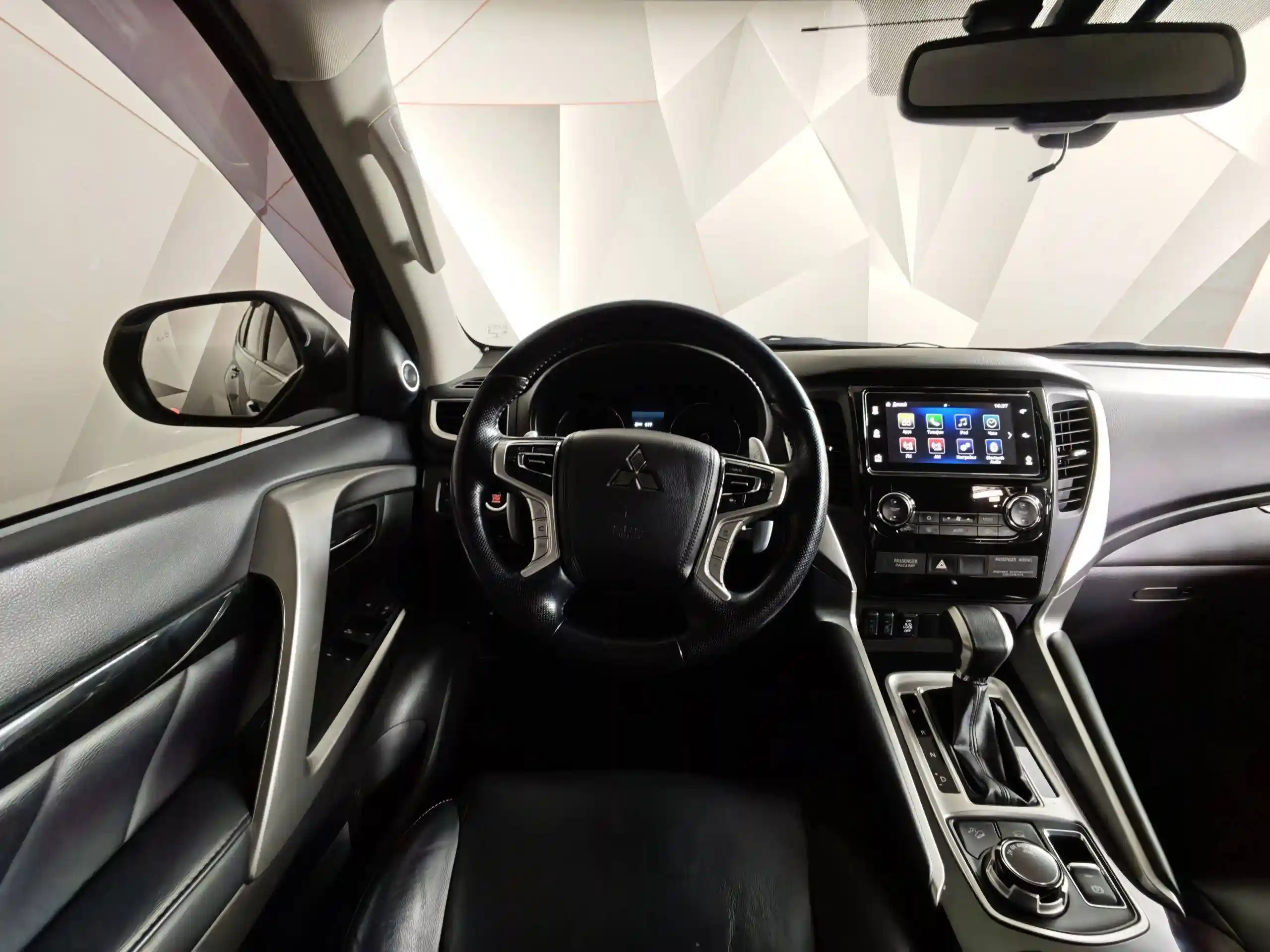 Mitsubishi Pajero Sport 2019