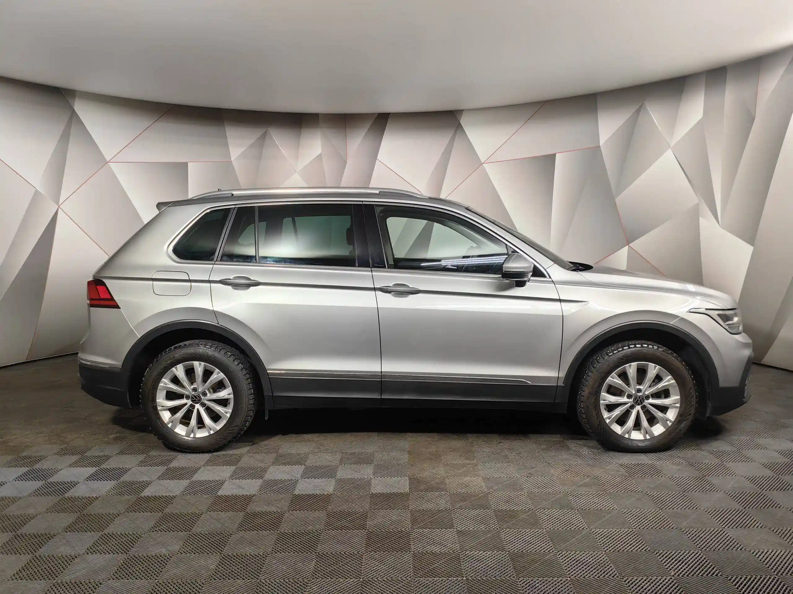 Volkswagen Tiguan 2021