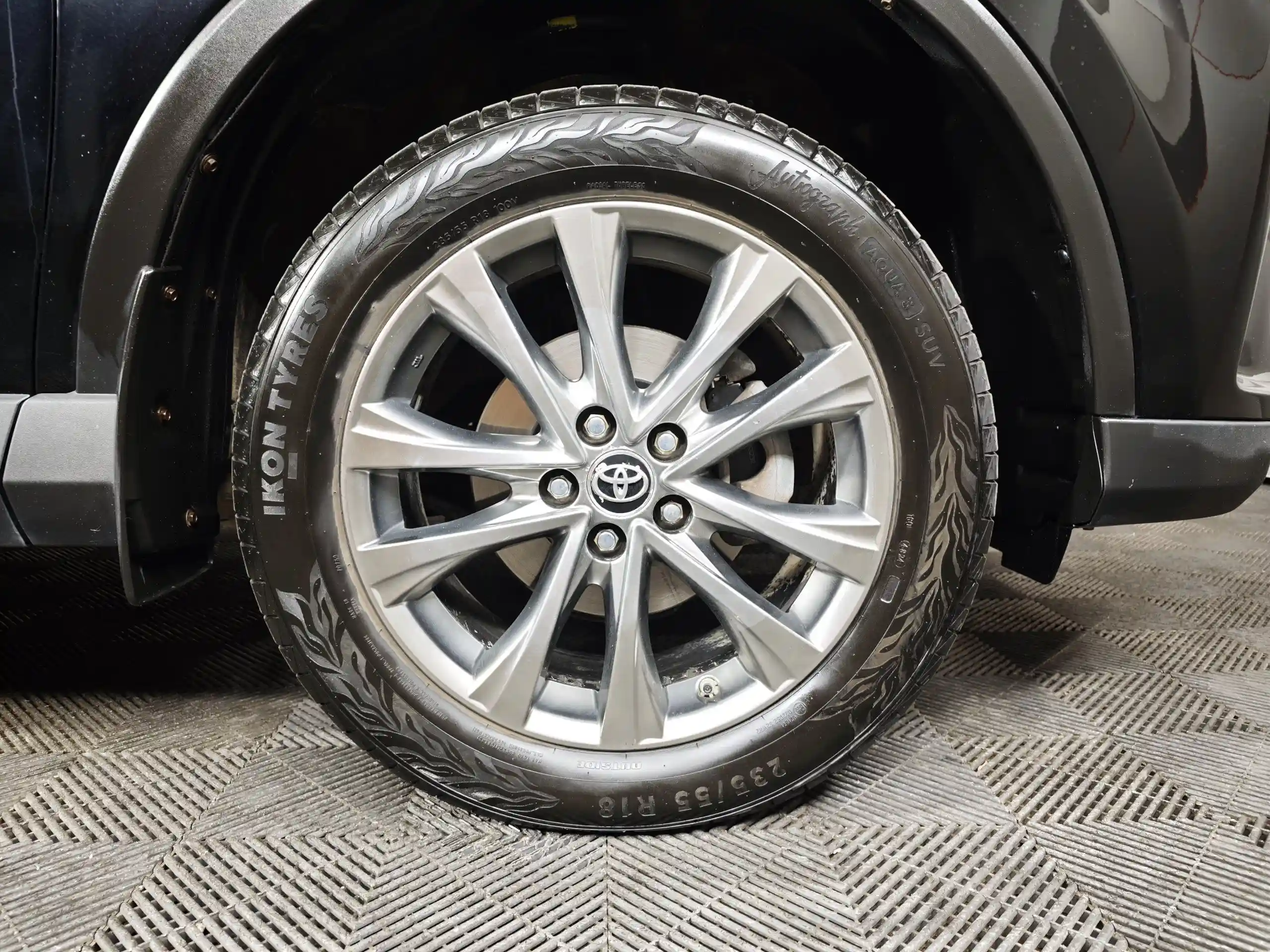 Toyota RAV4 2019