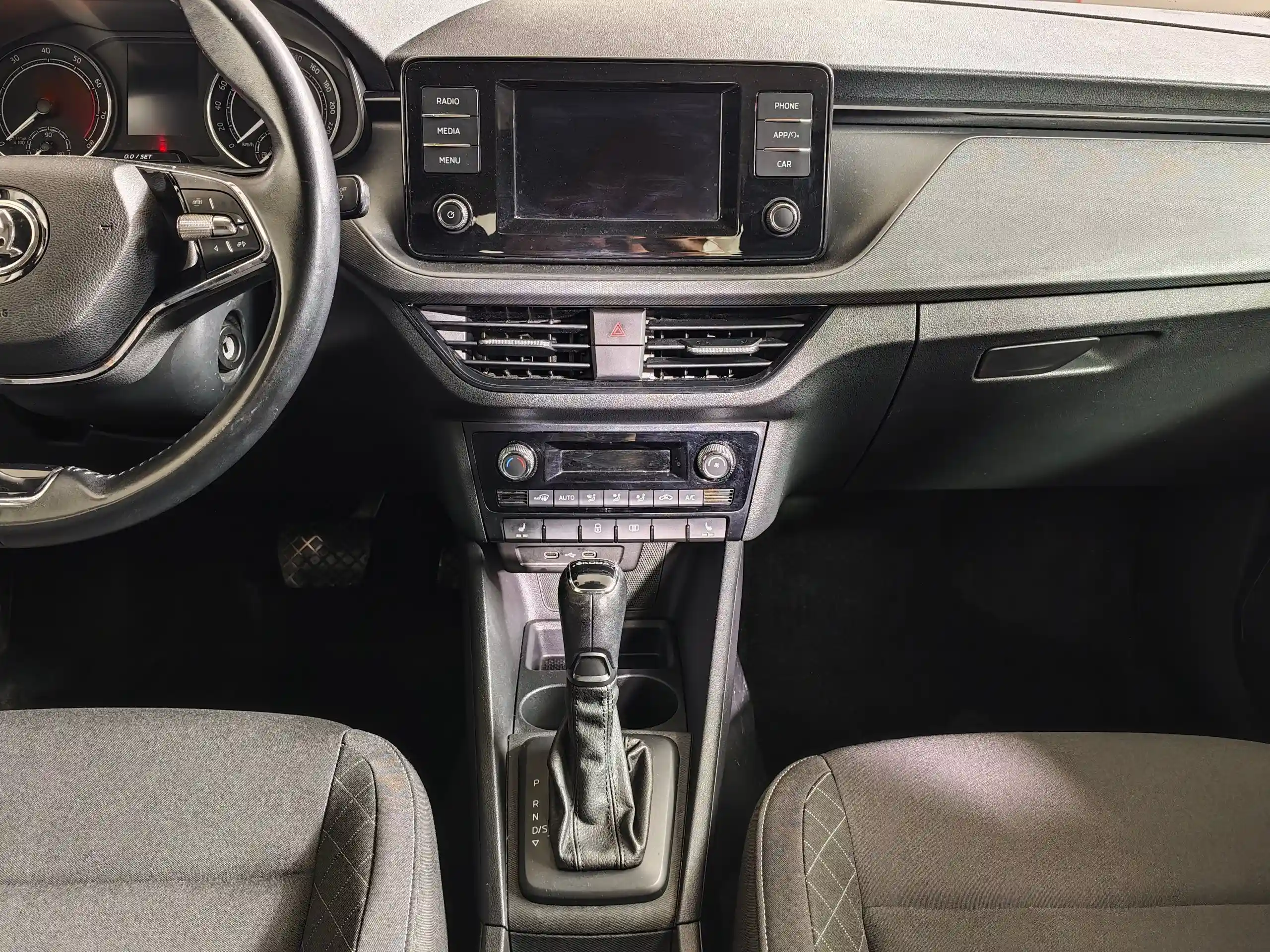 Skoda Rapid 2021