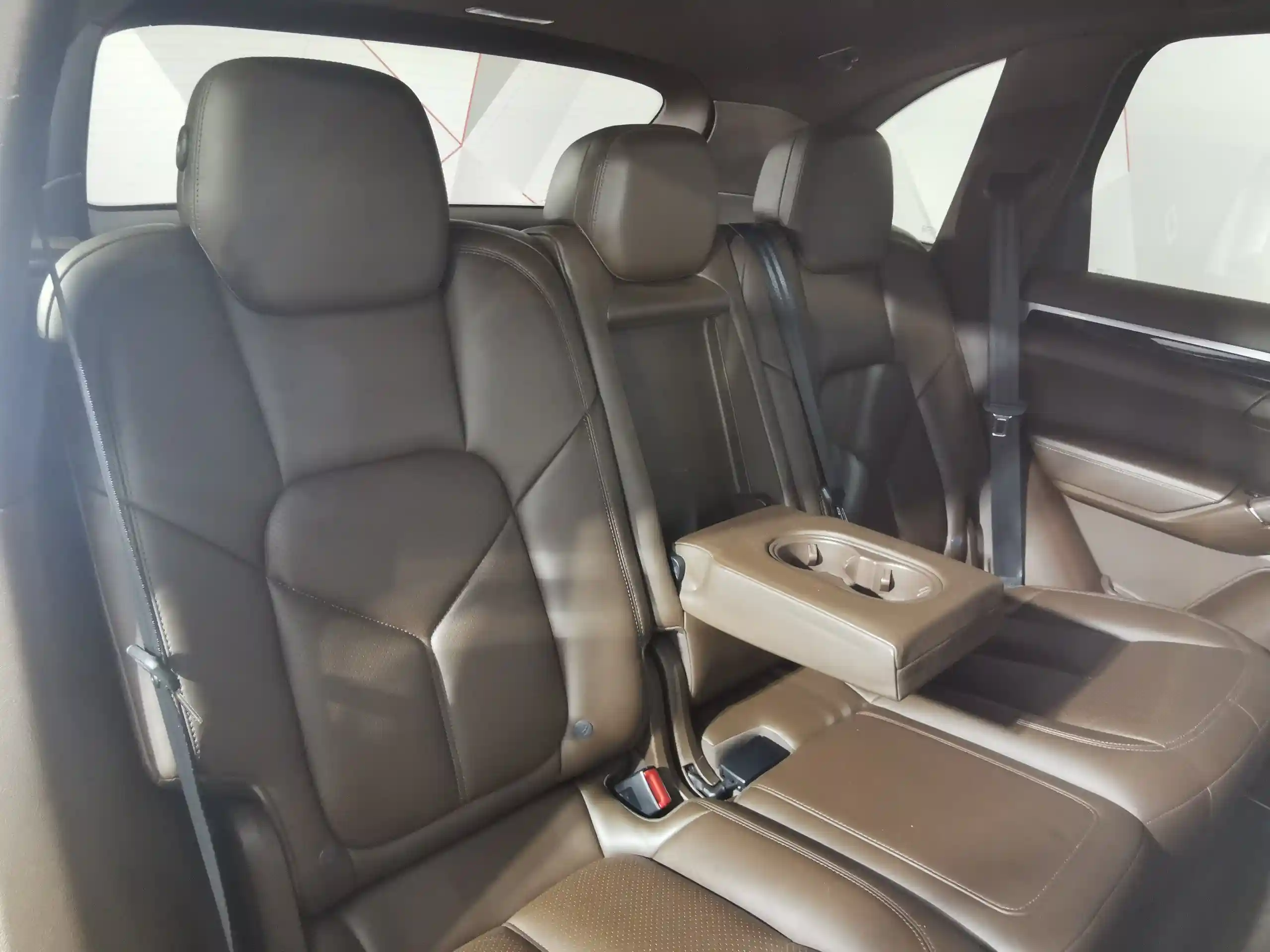 Porsche Cayenne 2016