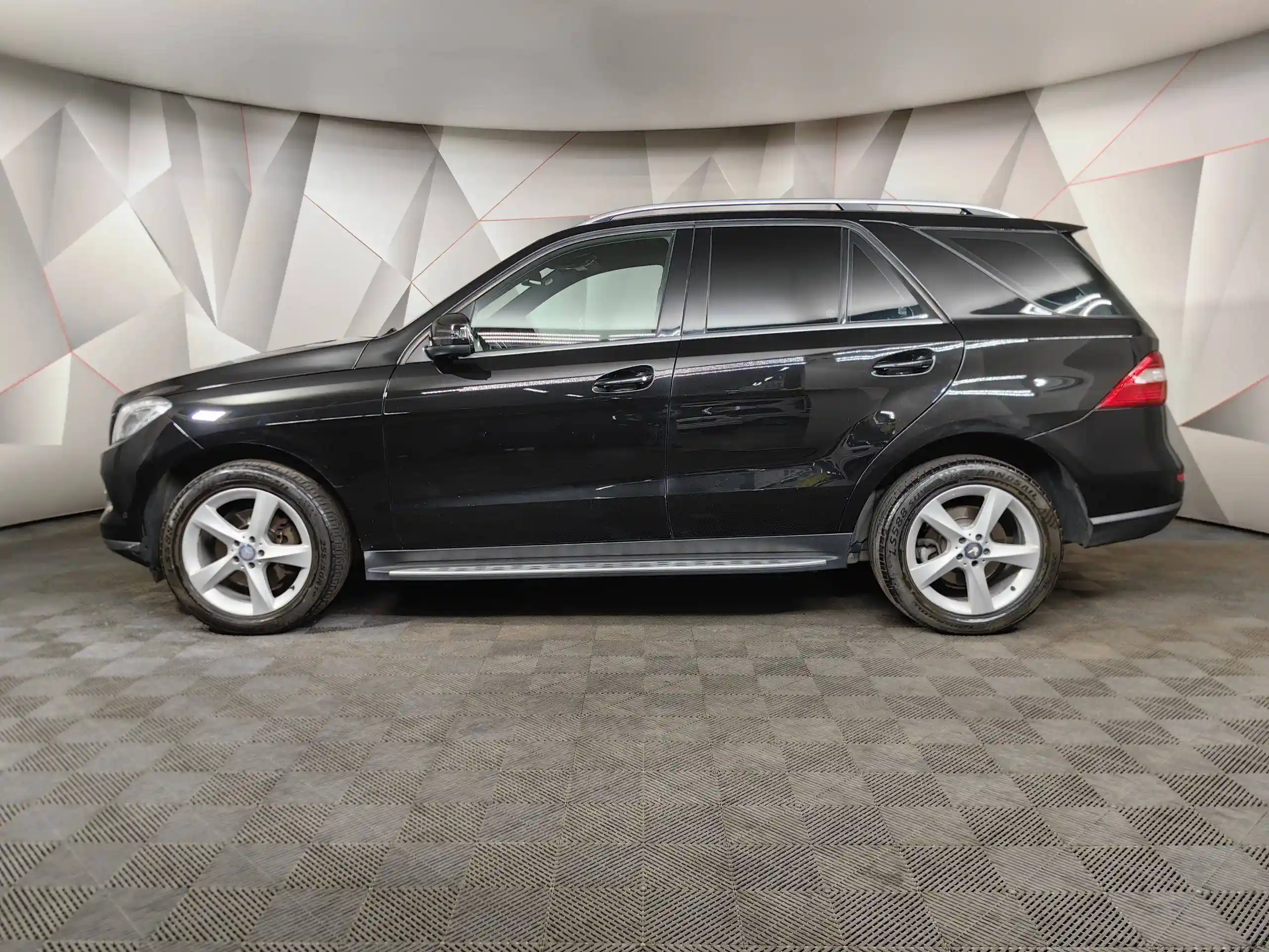 Mercedes-Benz M-Класс 2014