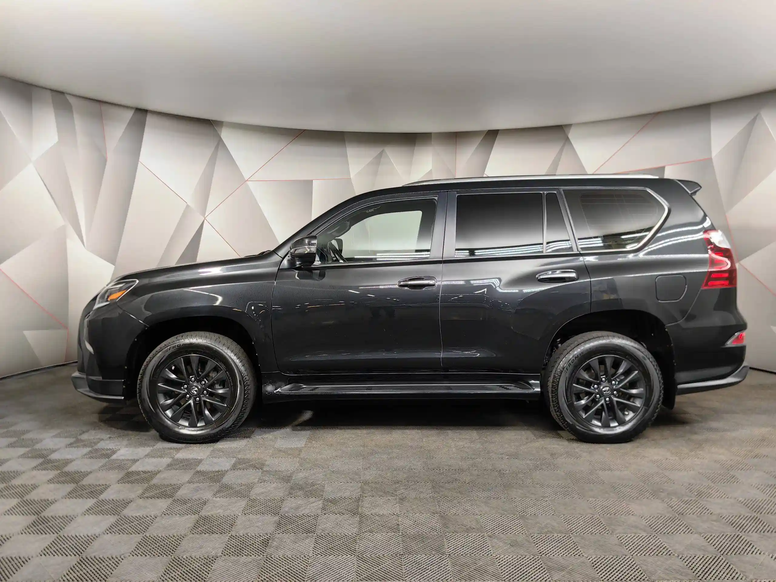 Lexus GX 2023