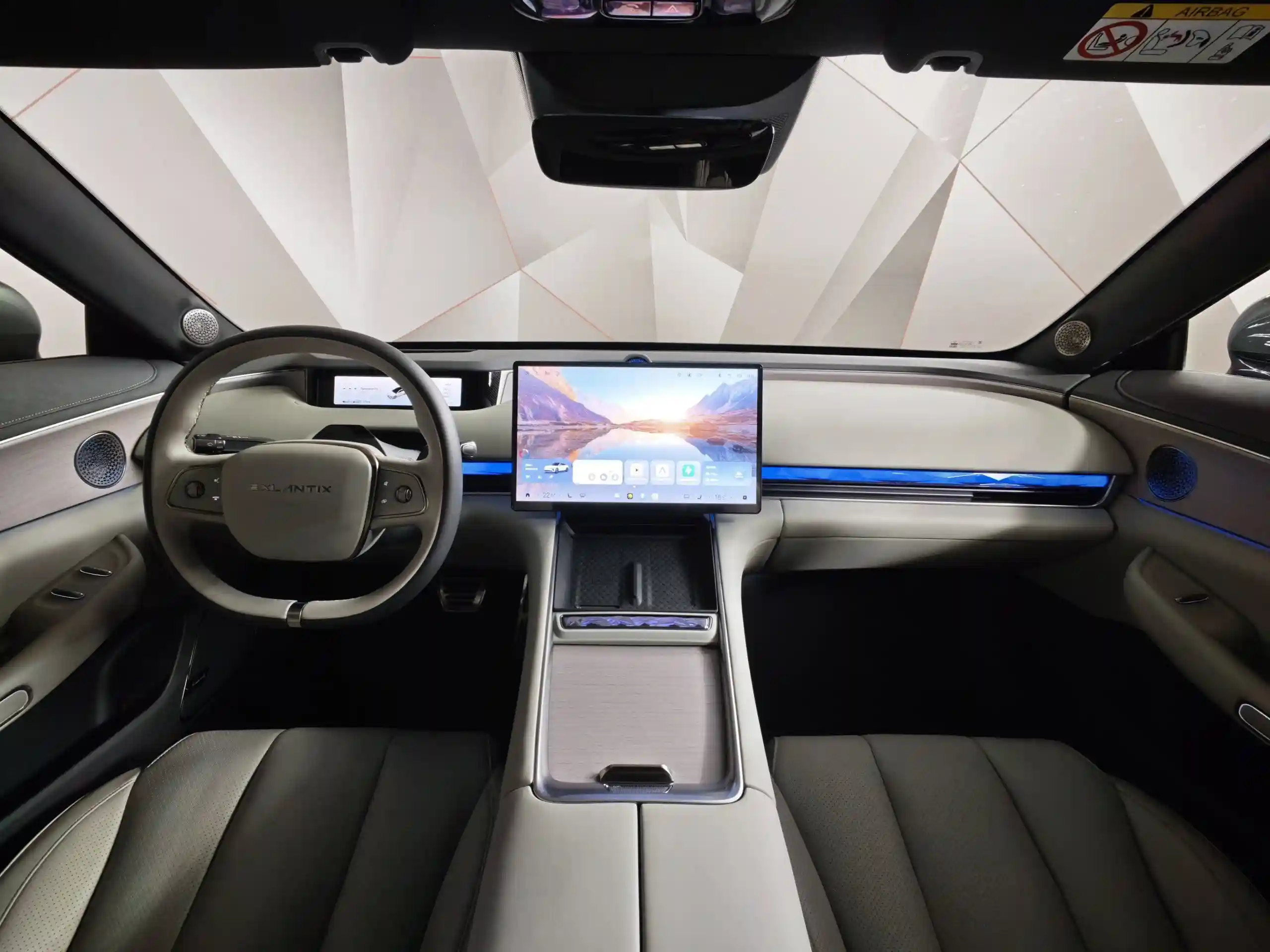 EXEED Exlantix ES 2025