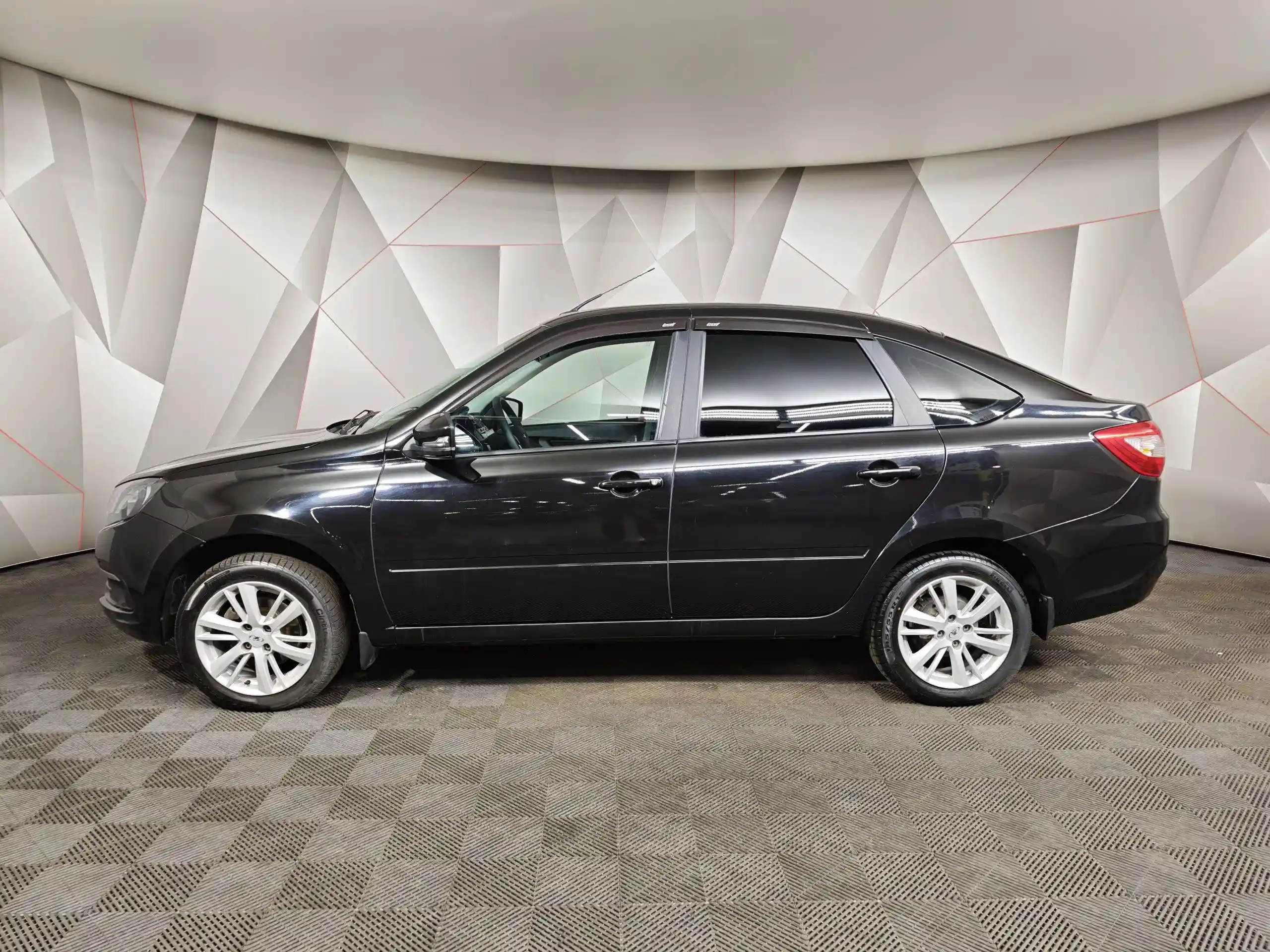 ВАЗ (Lada) Granta 2023