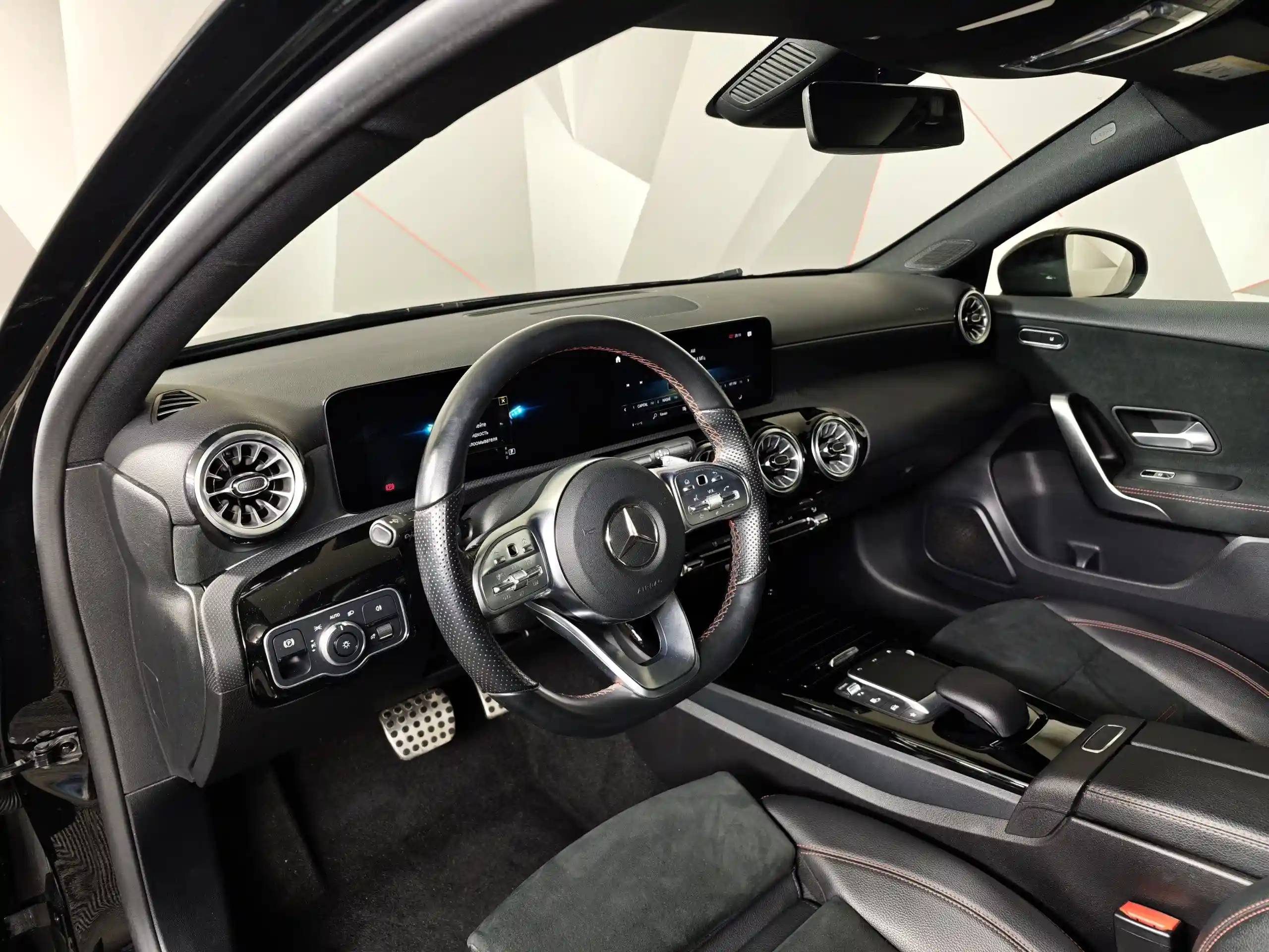 Mercedes-Benz A-Класс 2021