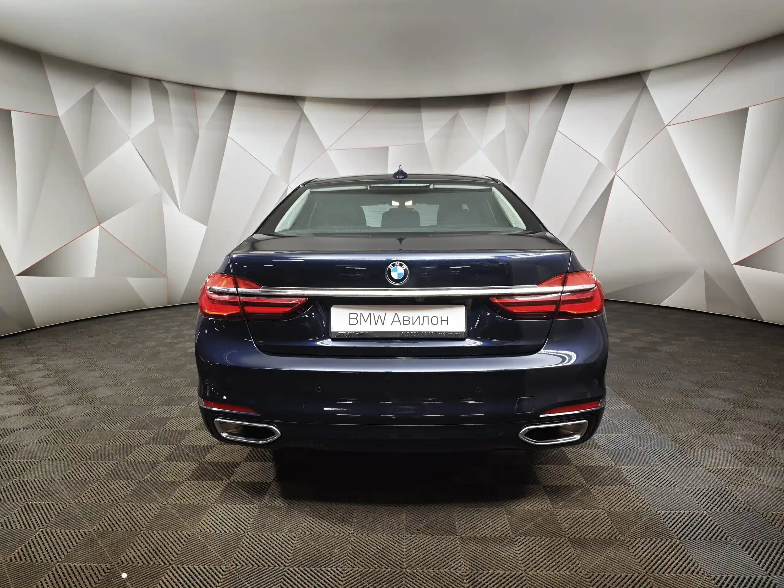 BMW 7 серия 2018