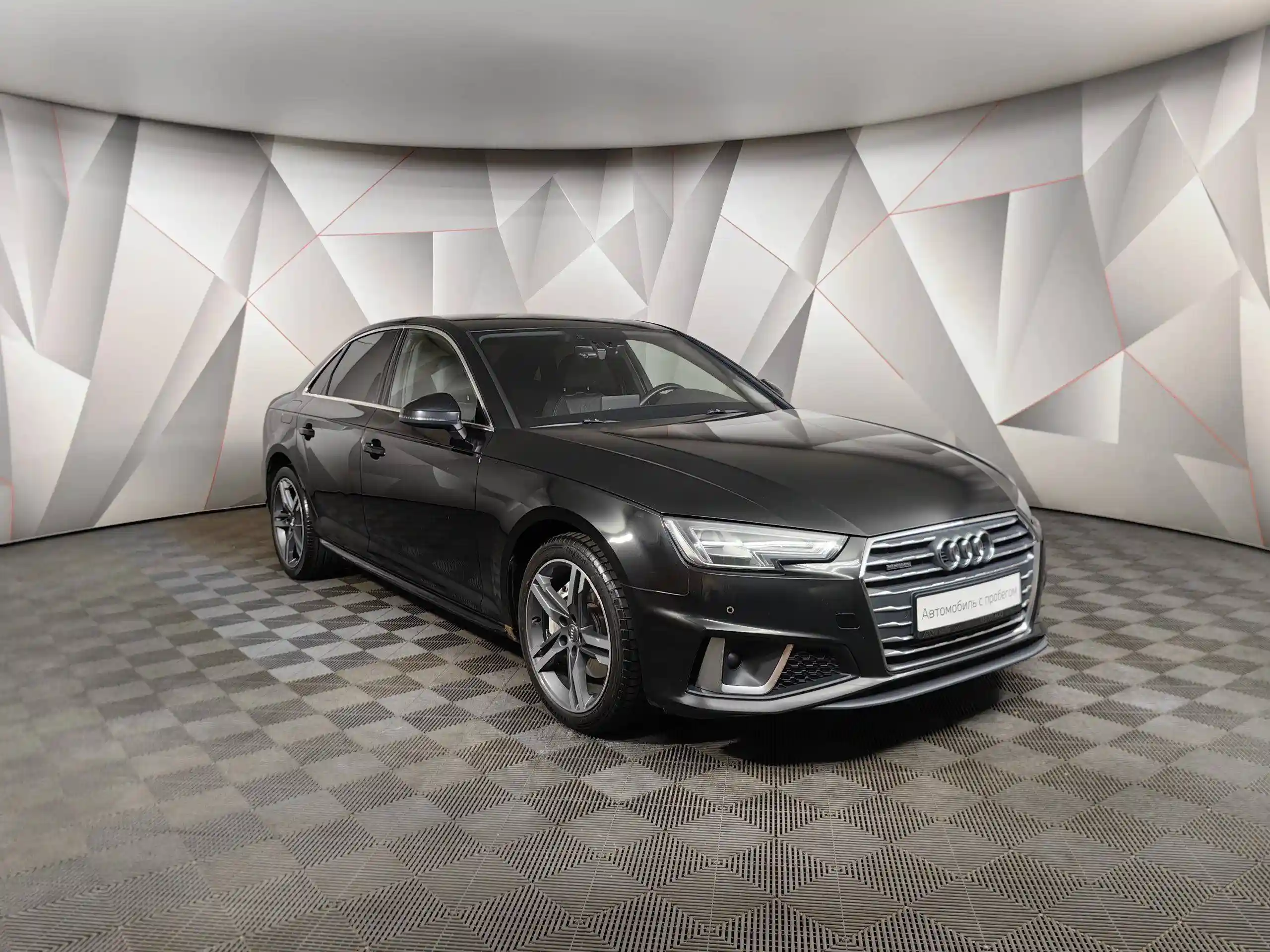 Audi A4 2019