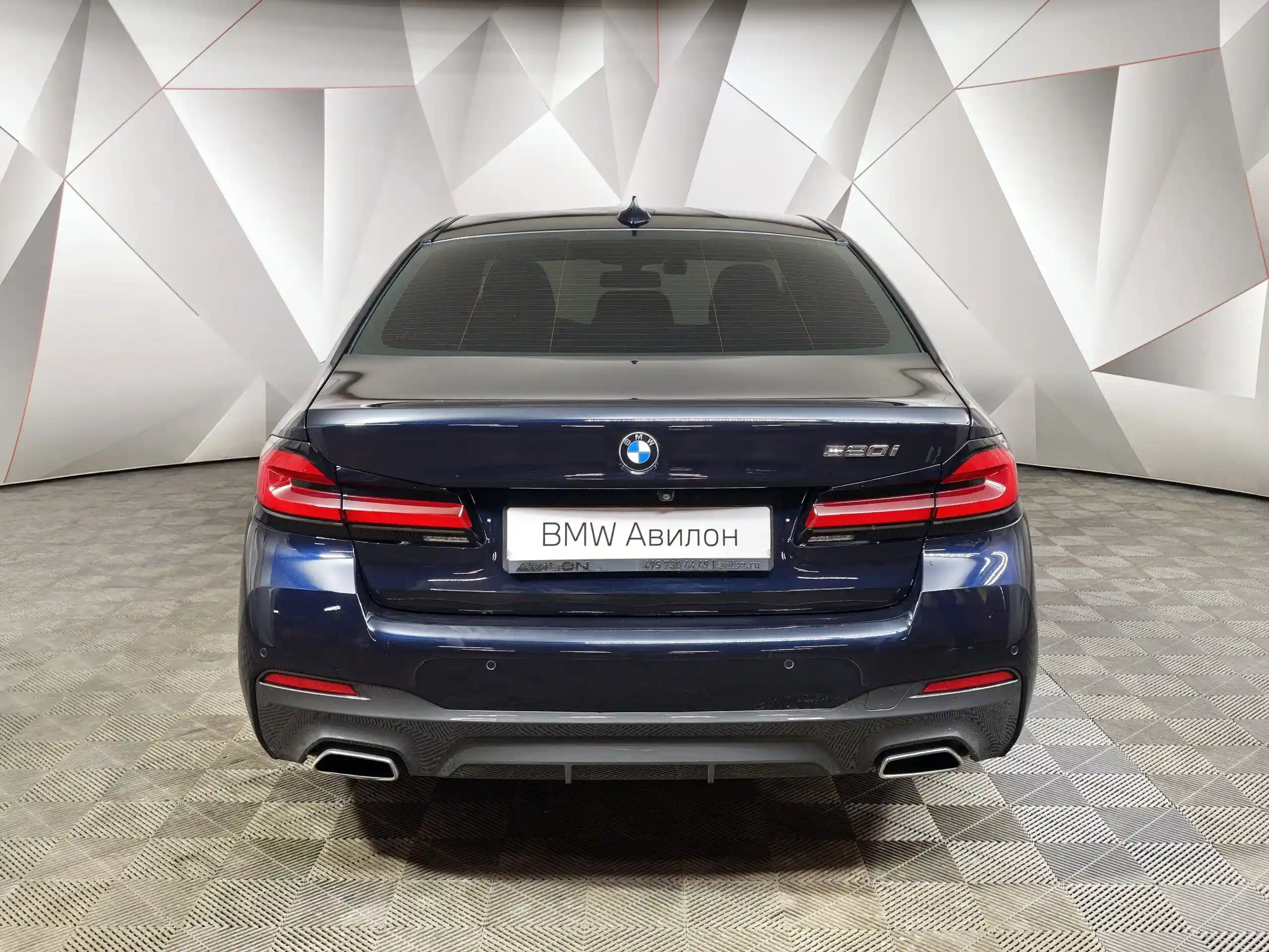BMW 5 серия 2021