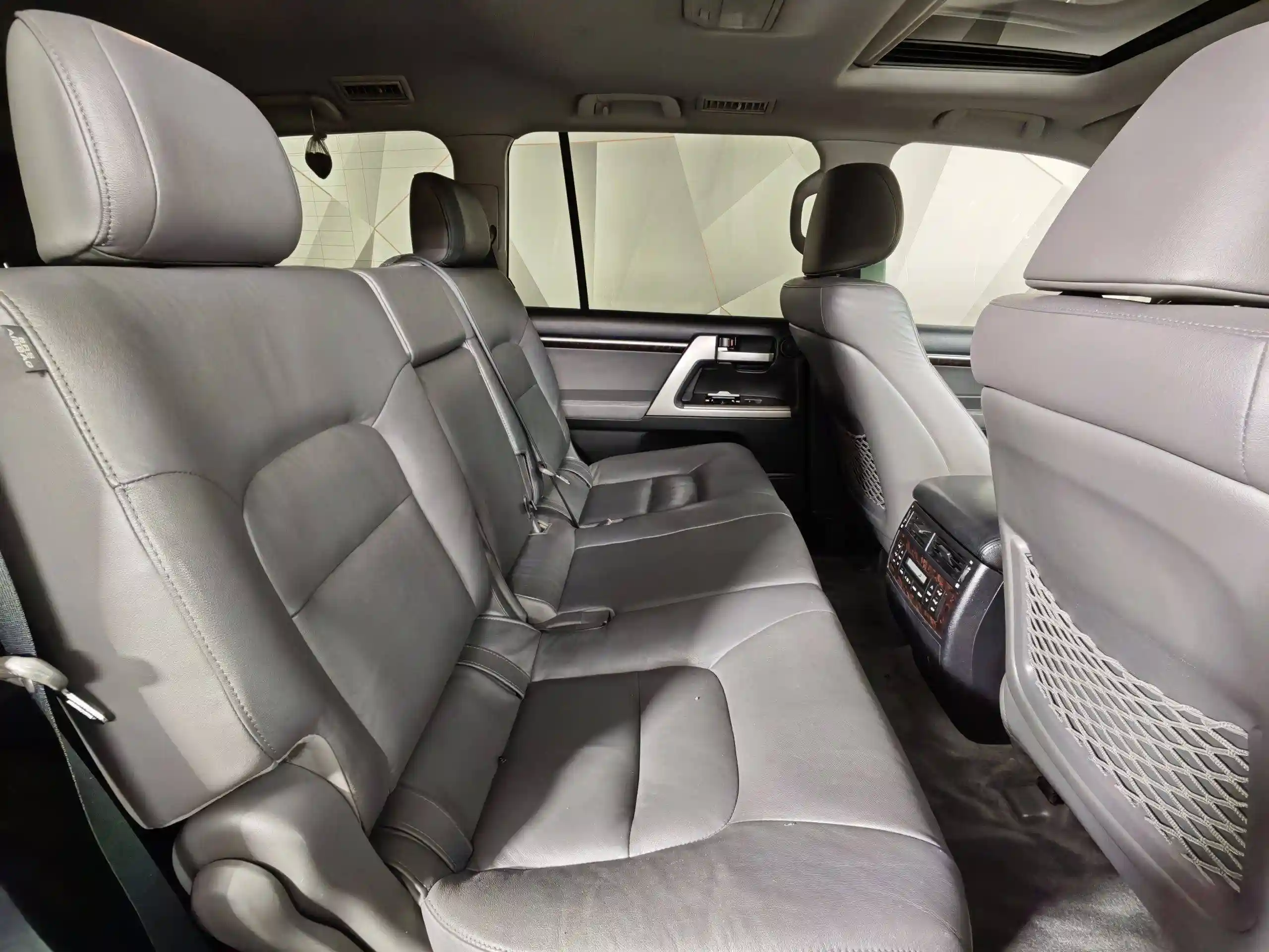 Toyota Land Cruiser 2010