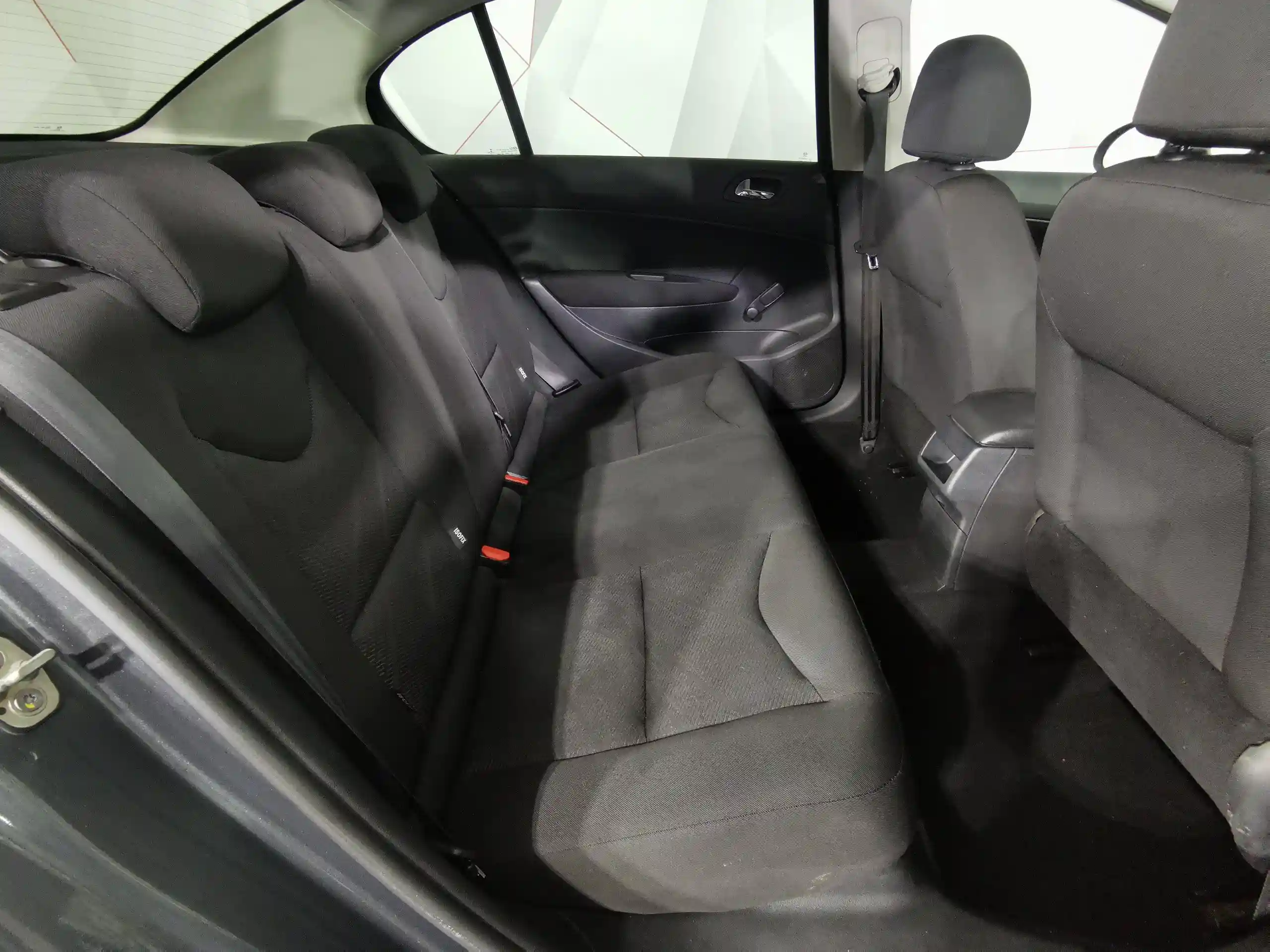 Peugeot 408 2013