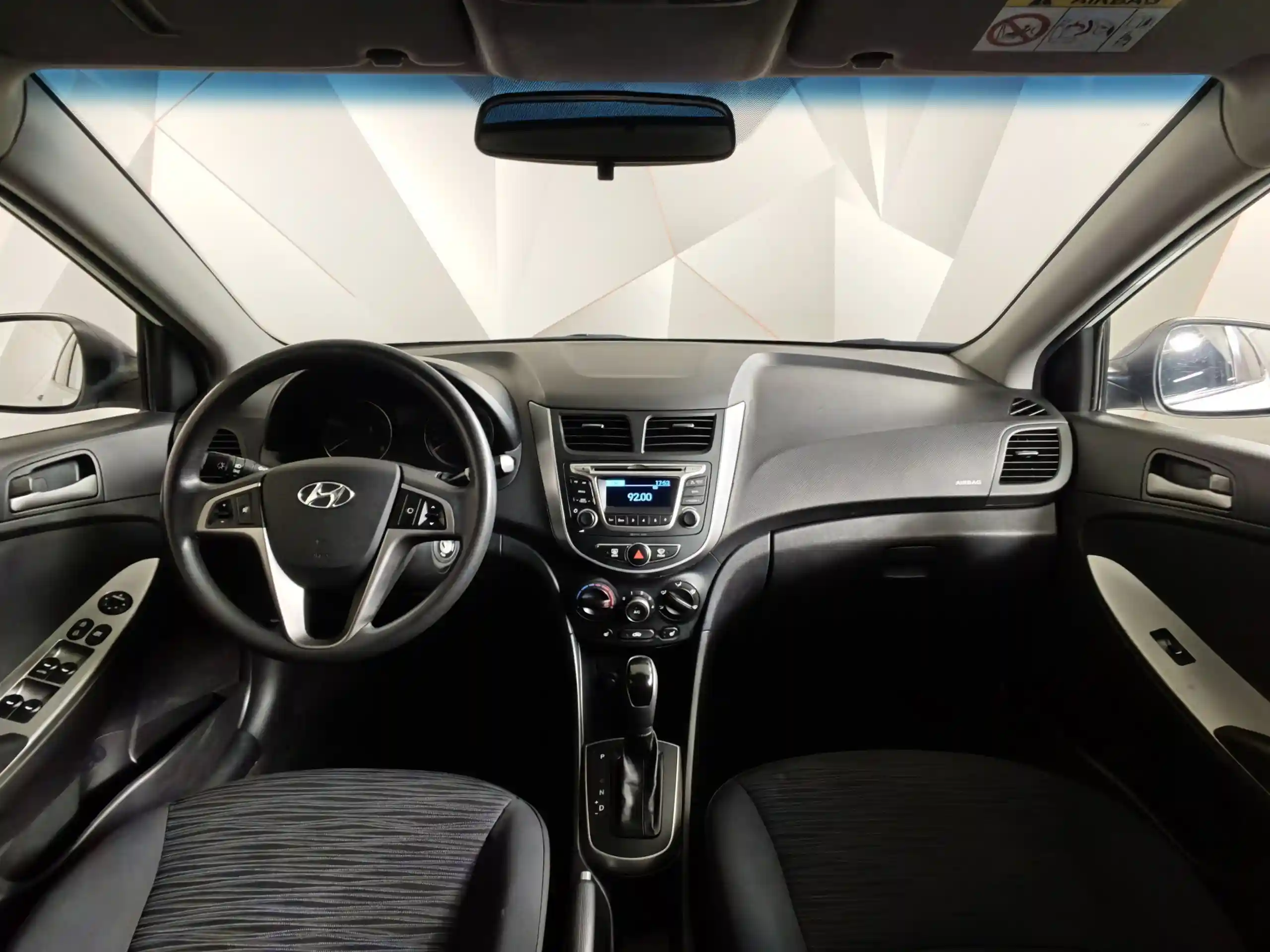 Hyundai Solaris 2015