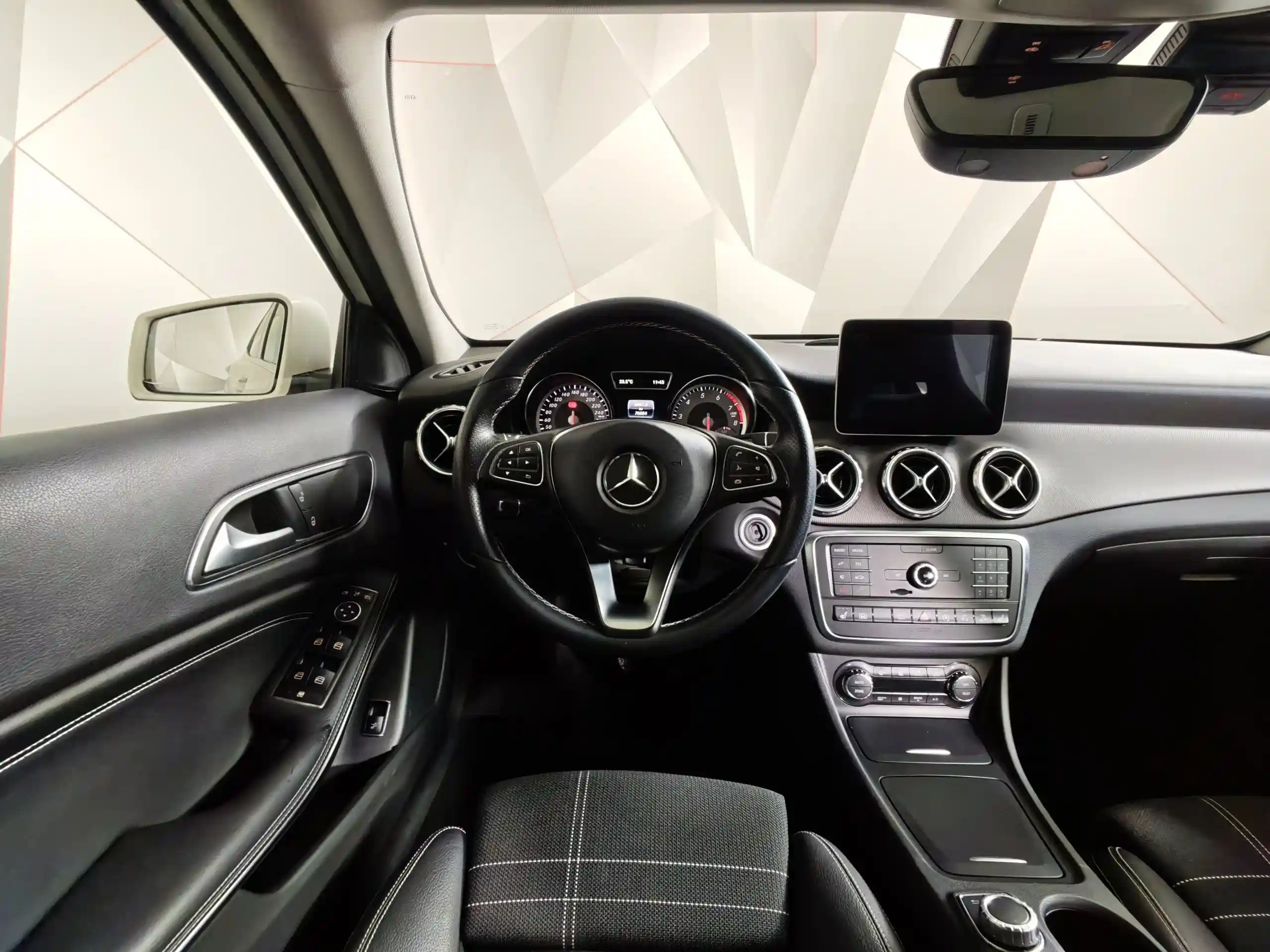 Mercedes-Benz GLA 2016