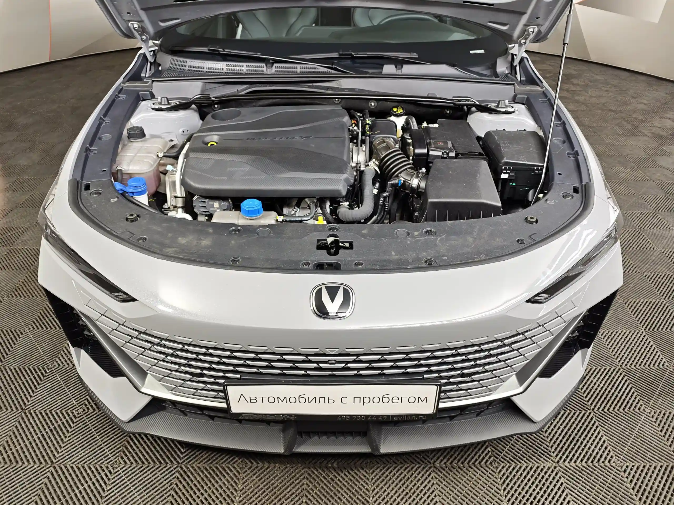 Changan UNI-V 2024