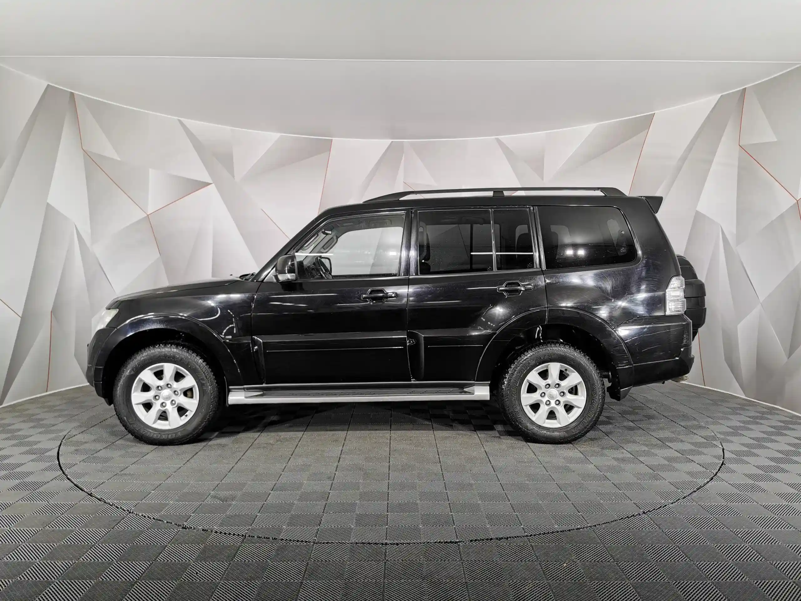 Mitsubishi Pajero 2012