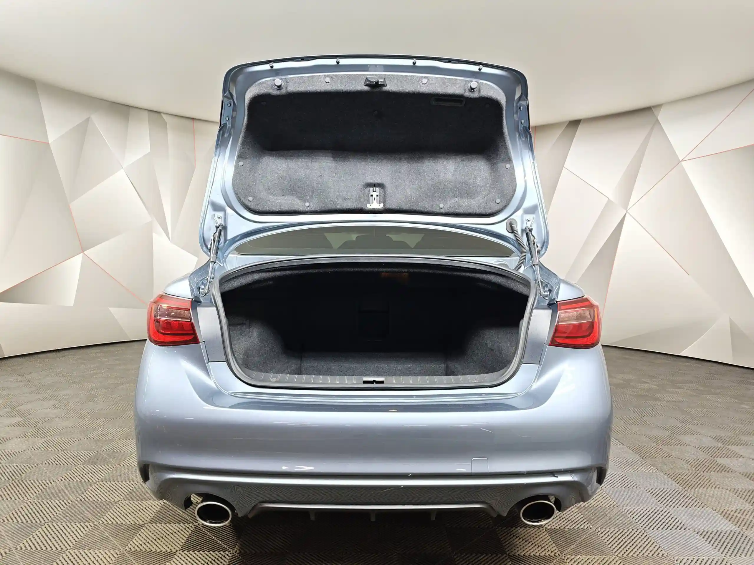 Infiniti Q50 2017
