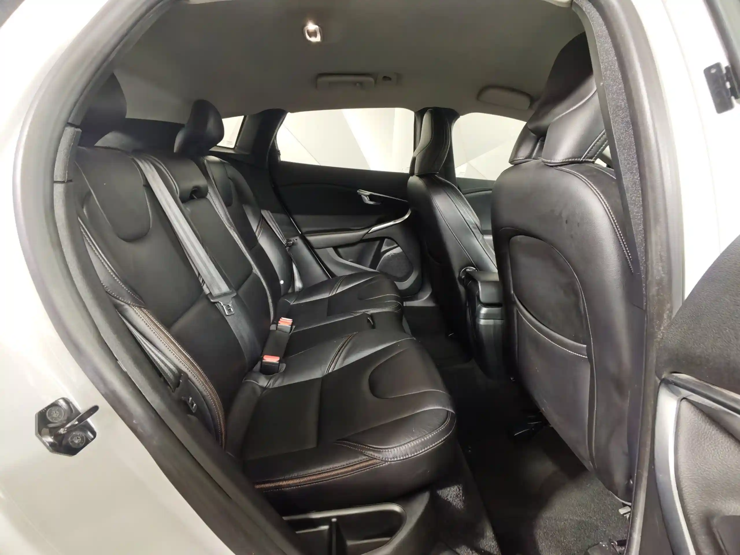 Volvo V40 2013