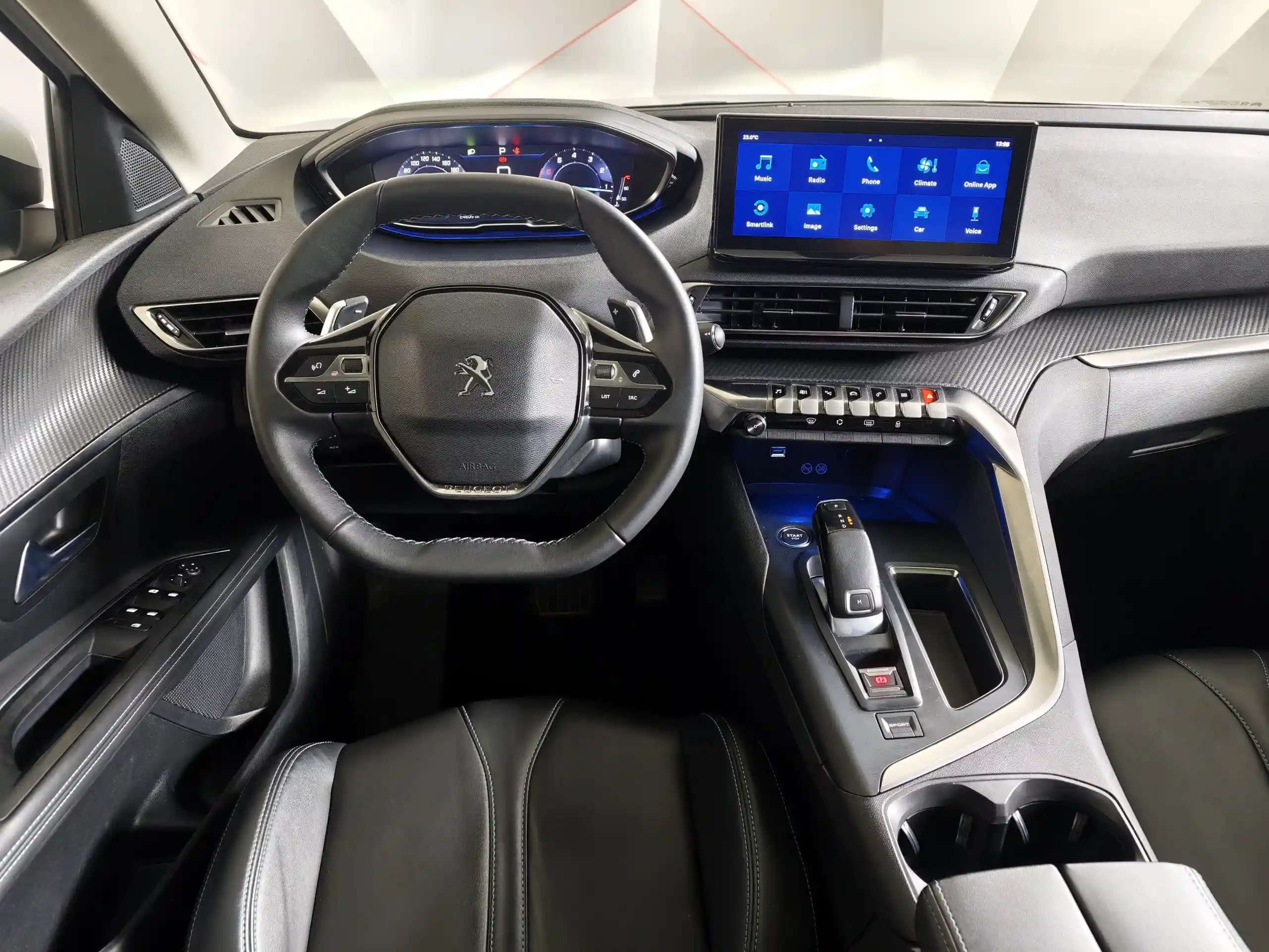 Peugeot 5008 2021