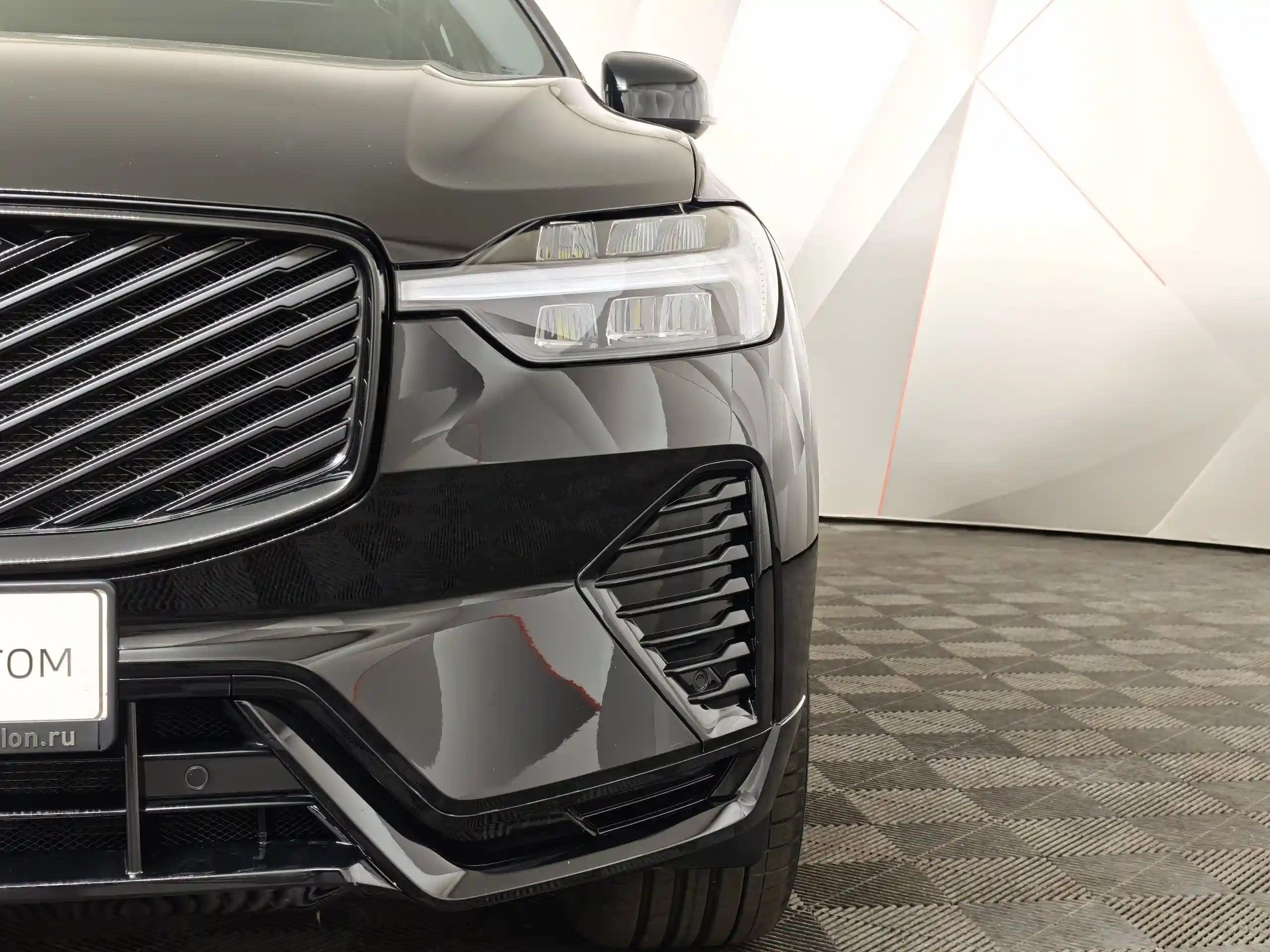 Volvo XC60 2025