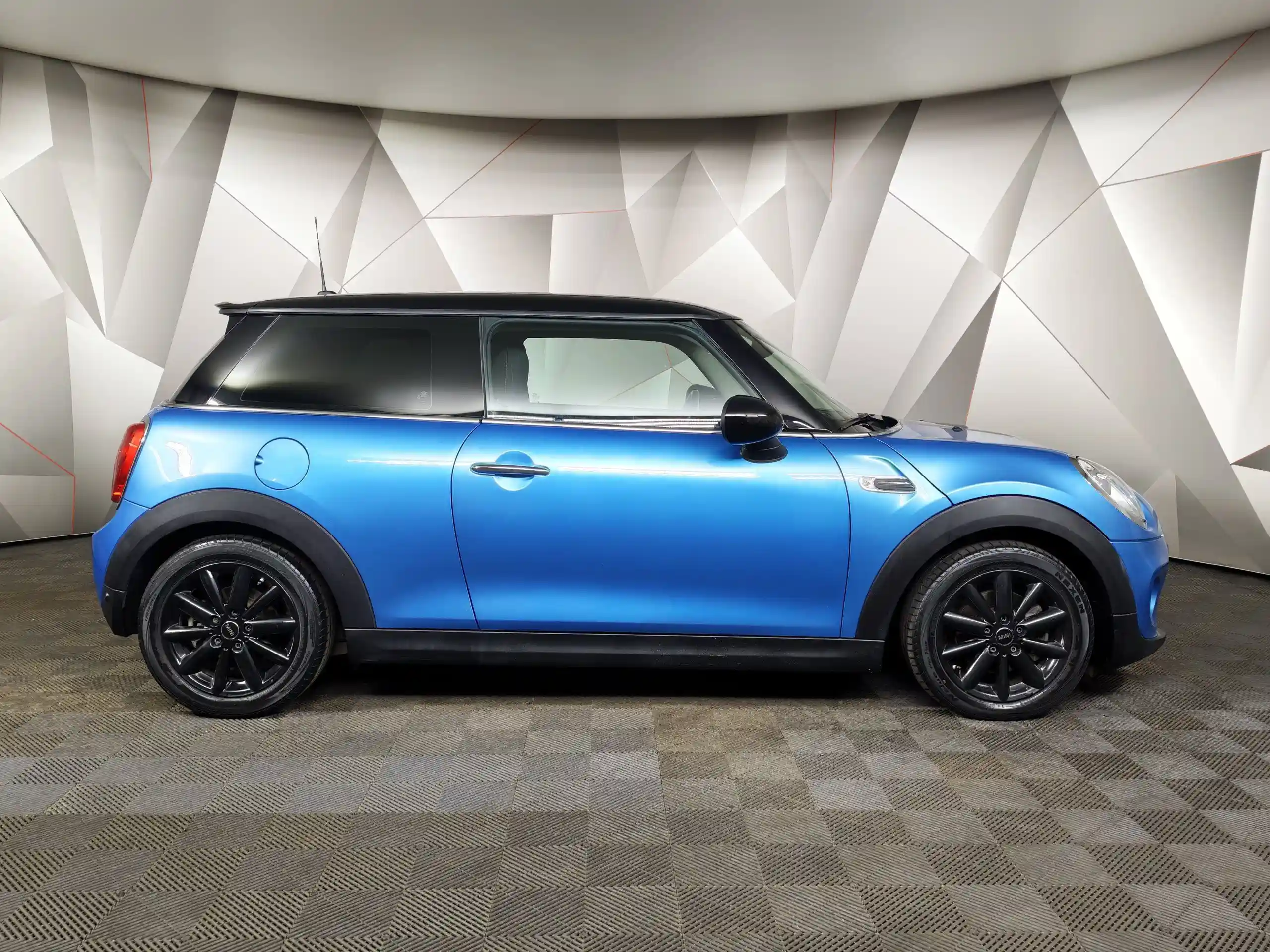 MINI 3 двери 2017