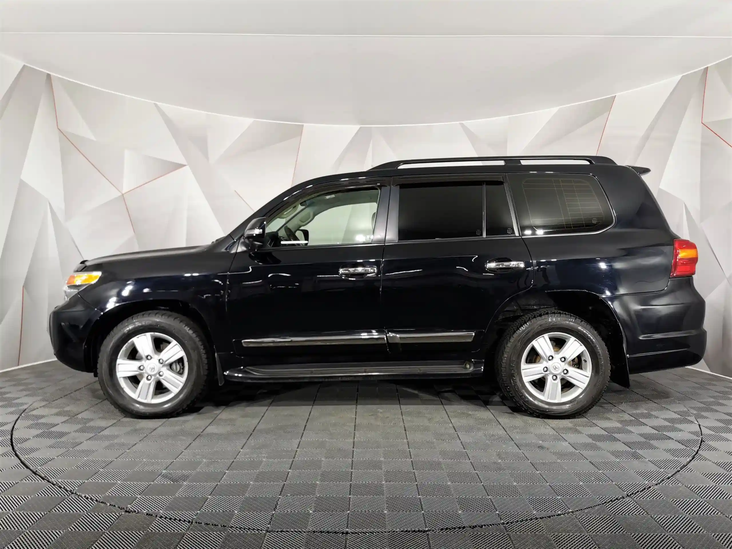 Toyota Land Cruiser 2013