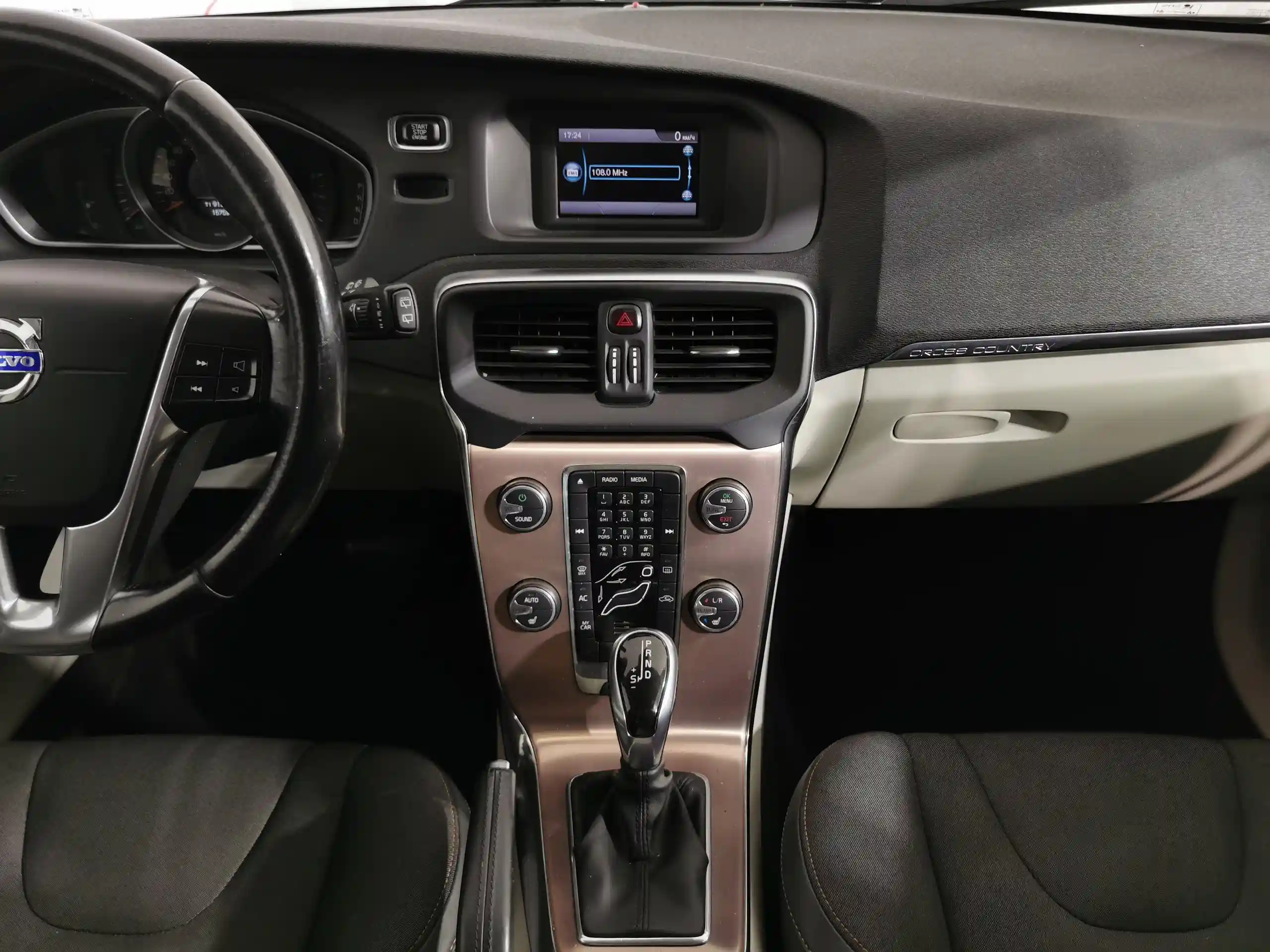 Volvo V40 2014