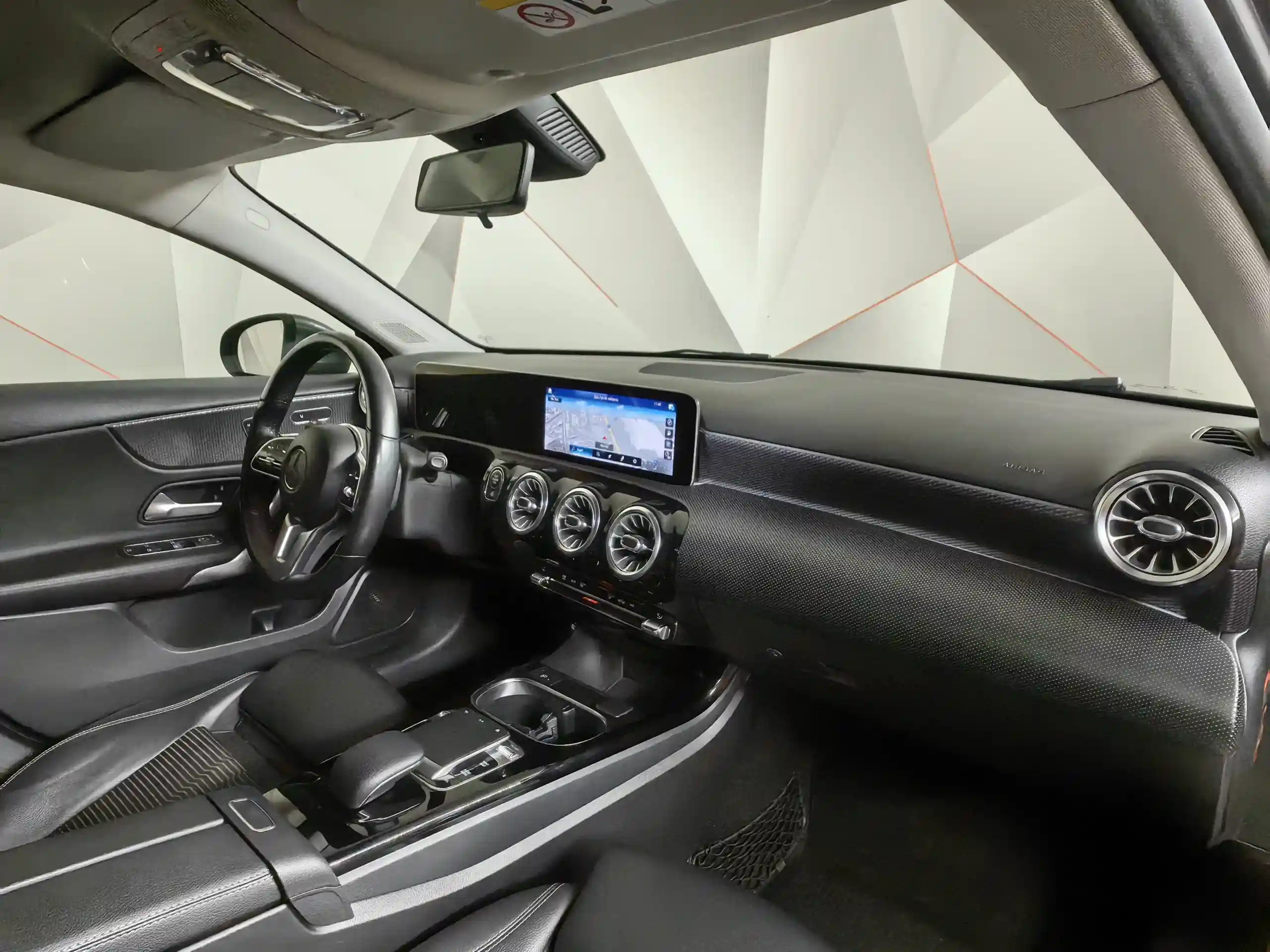 Mercedes-Benz A-Класс 2018