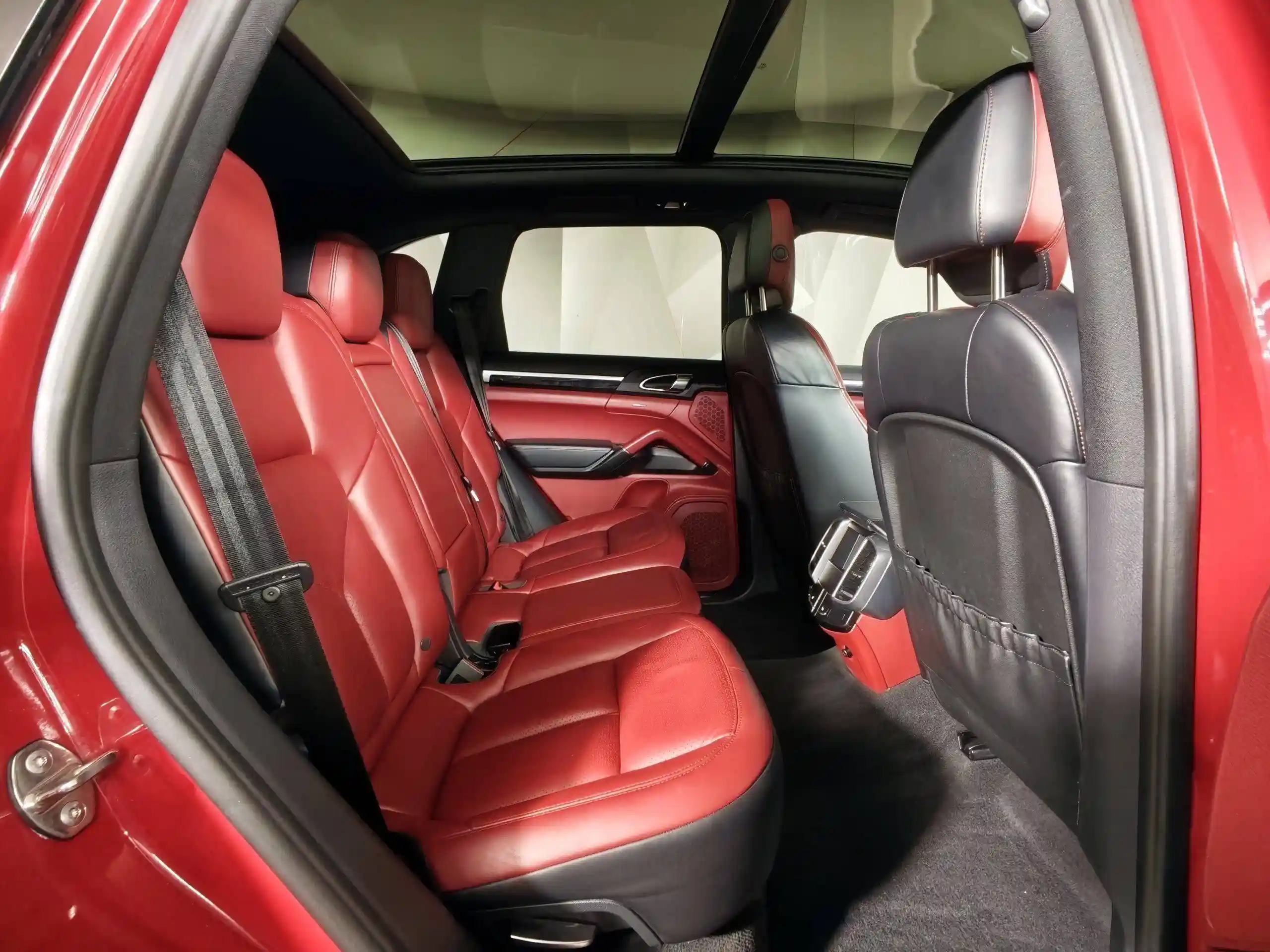 Porsche Cayenne 2014