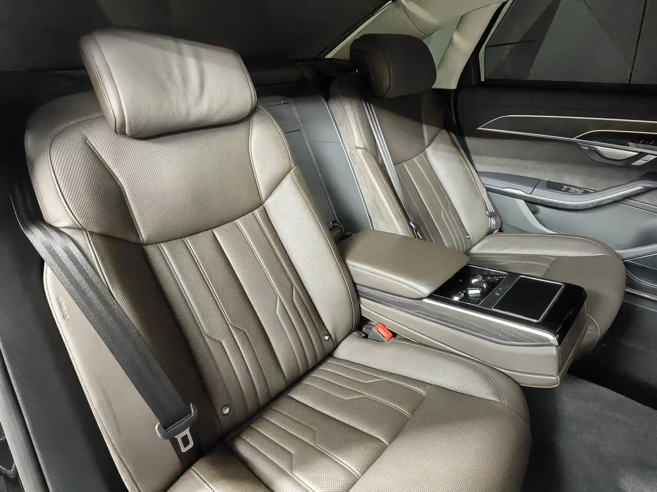 Audi A8 2020