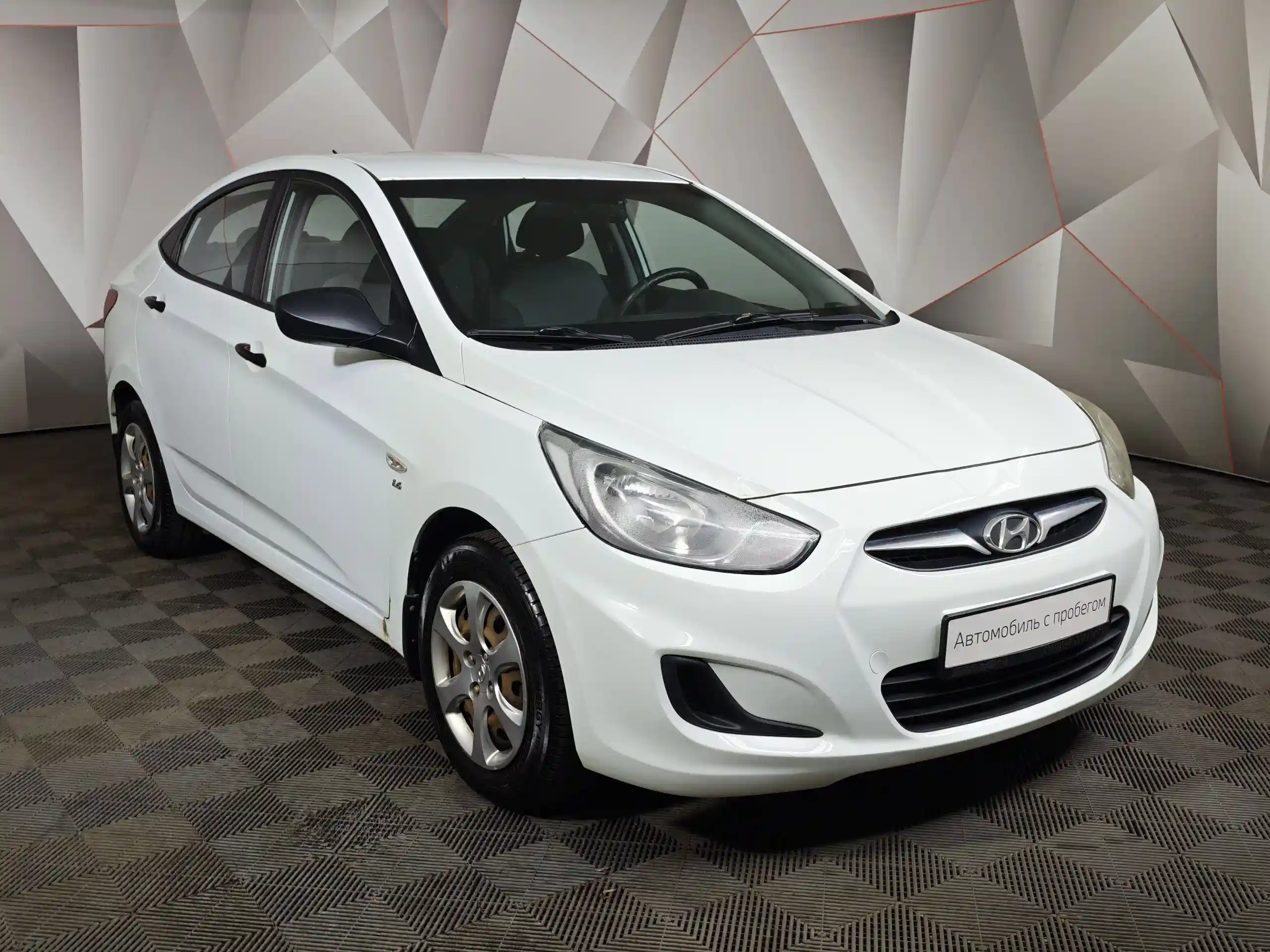 Hyundai Solaris 2012