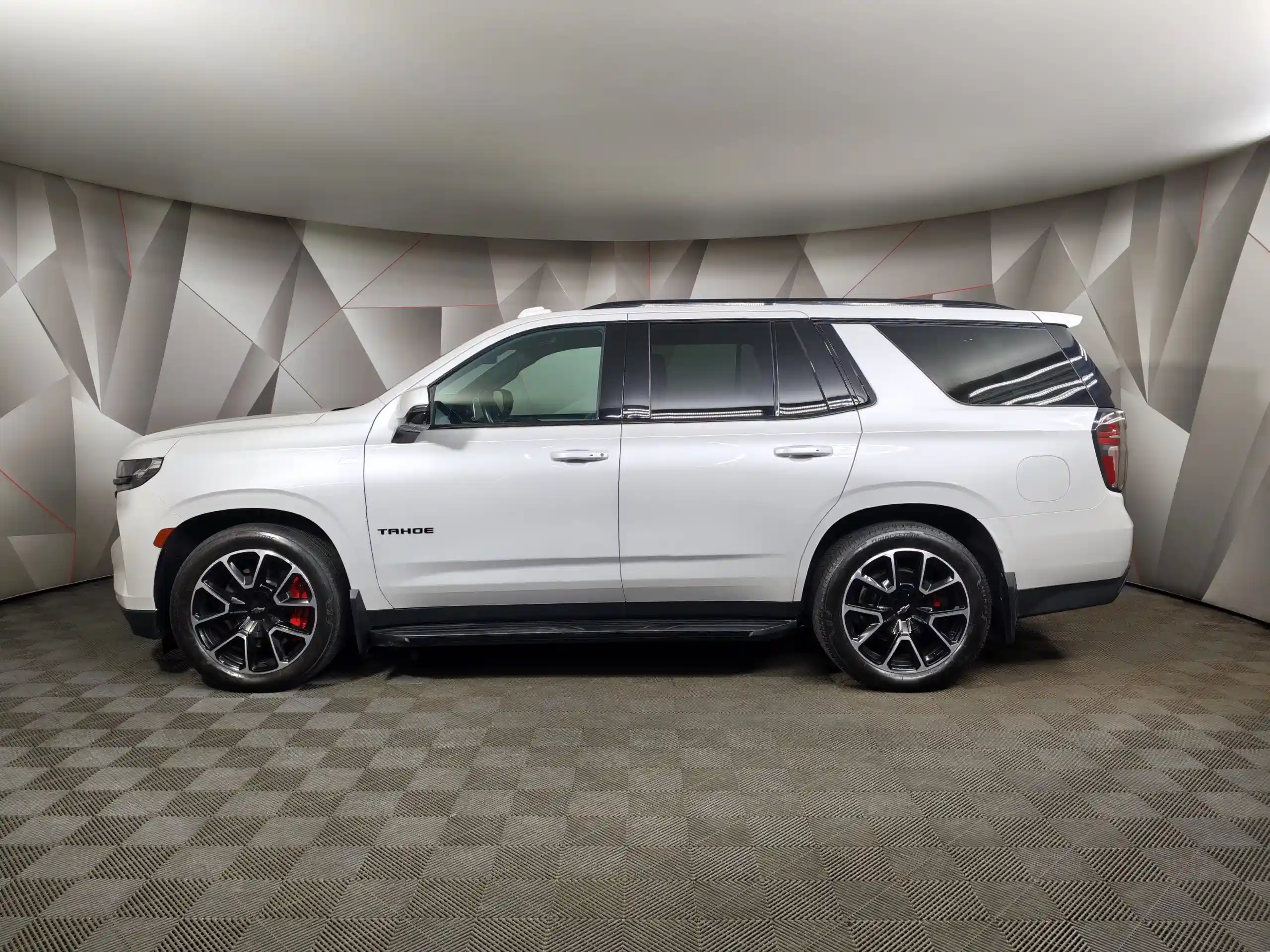 Chevrolet Tahoe 2021