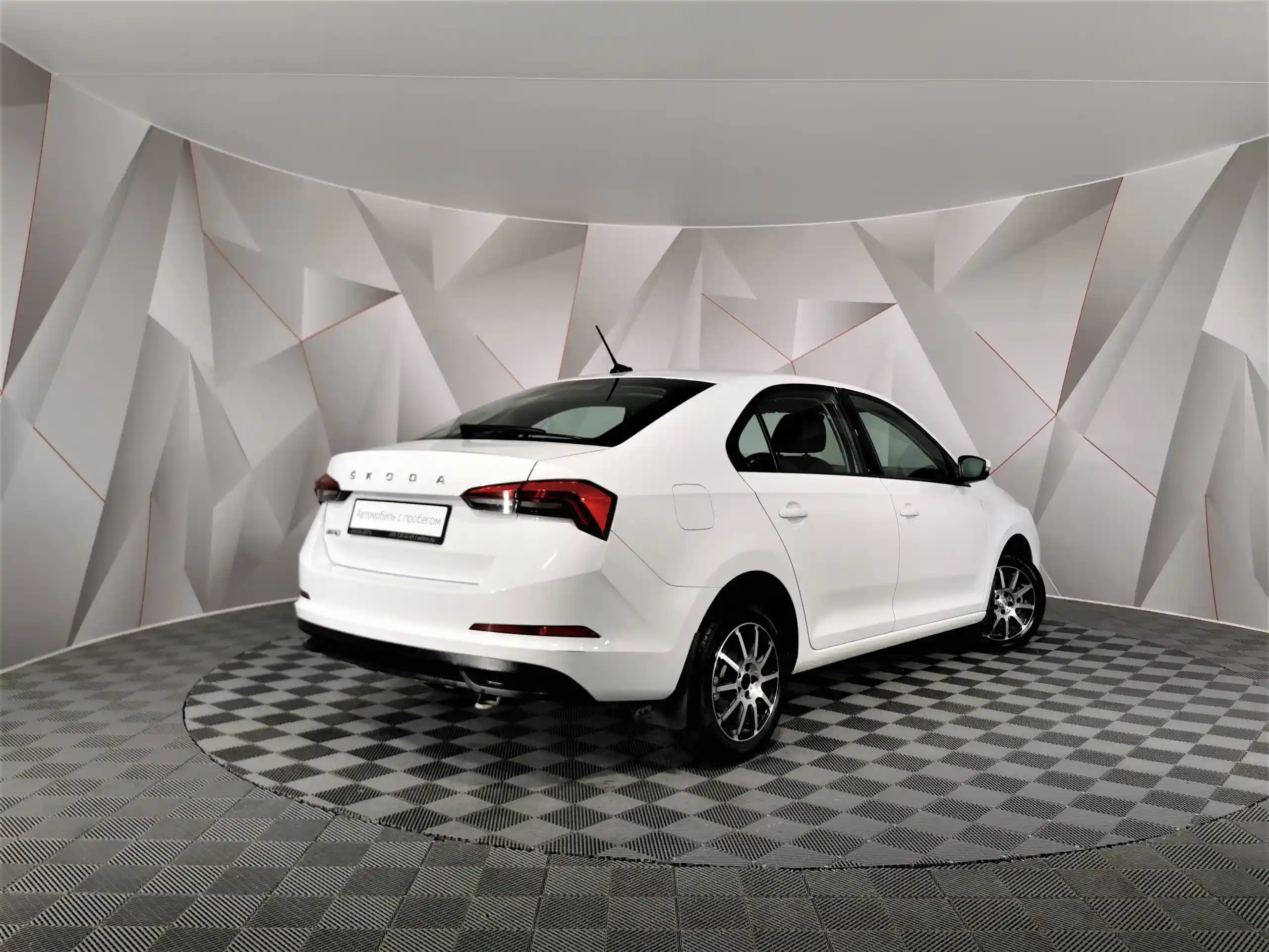 Skoda Rapid 2021