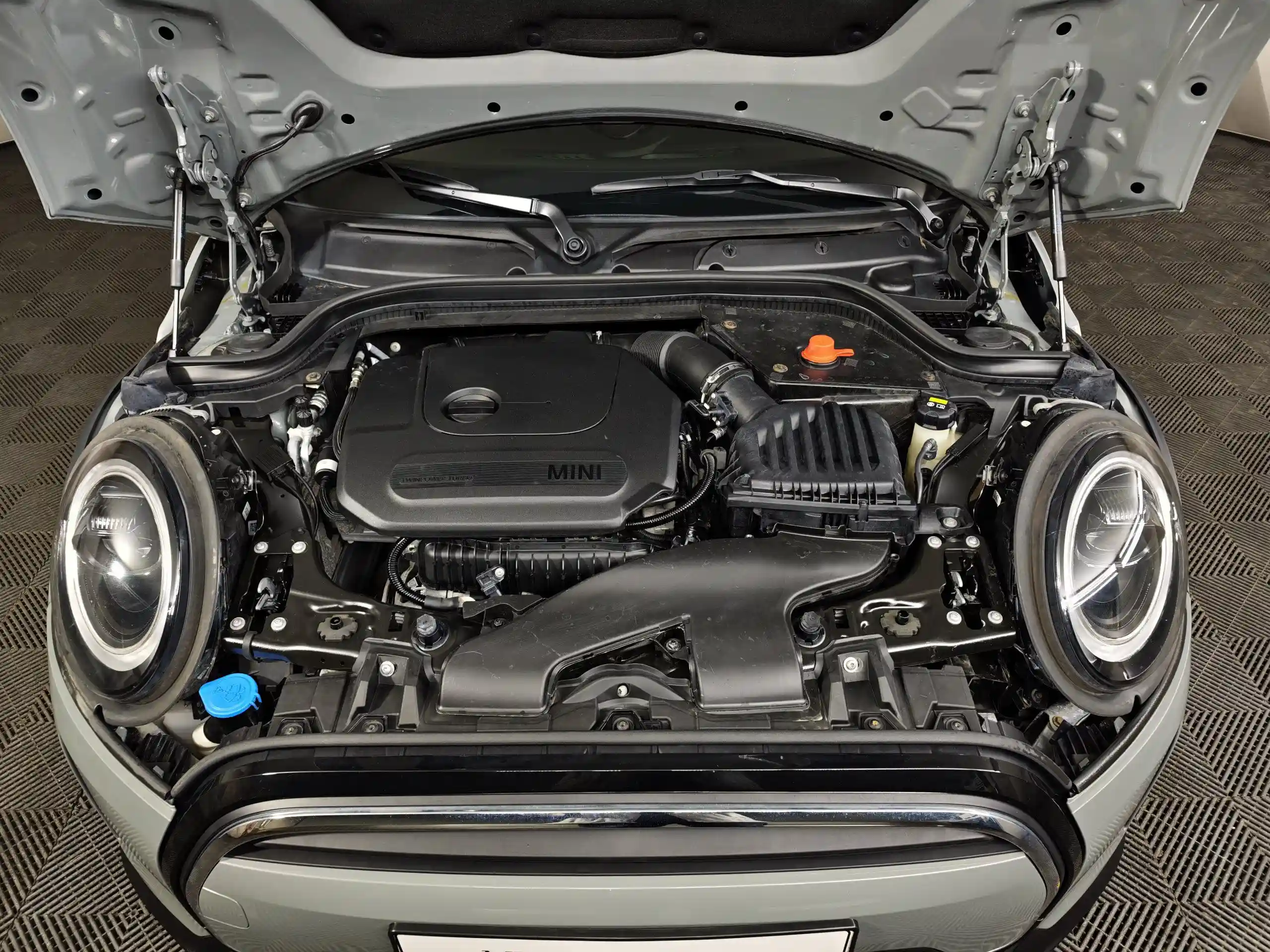 MINI 3 двери 2022