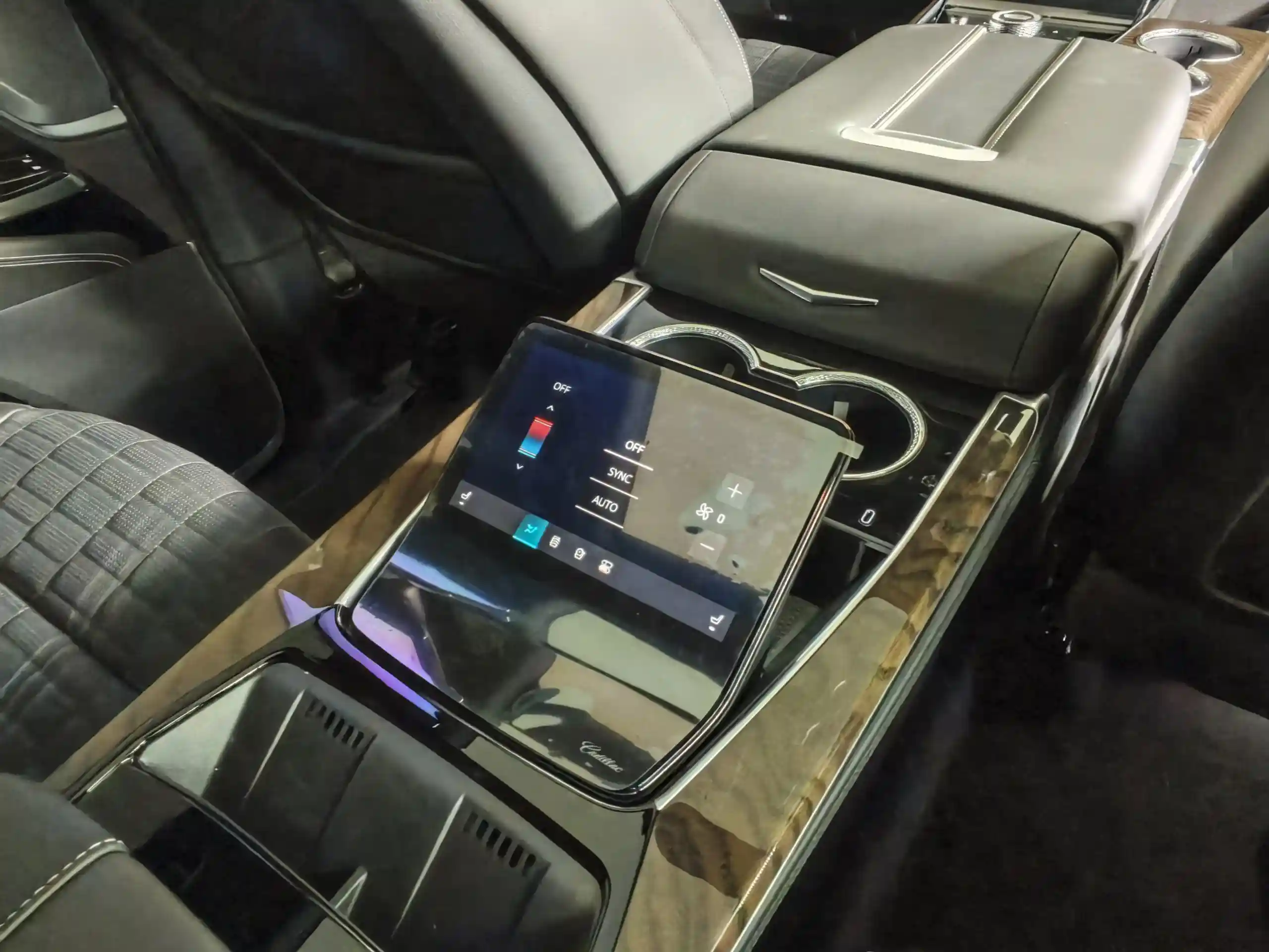 Cadillac Escalade 2025