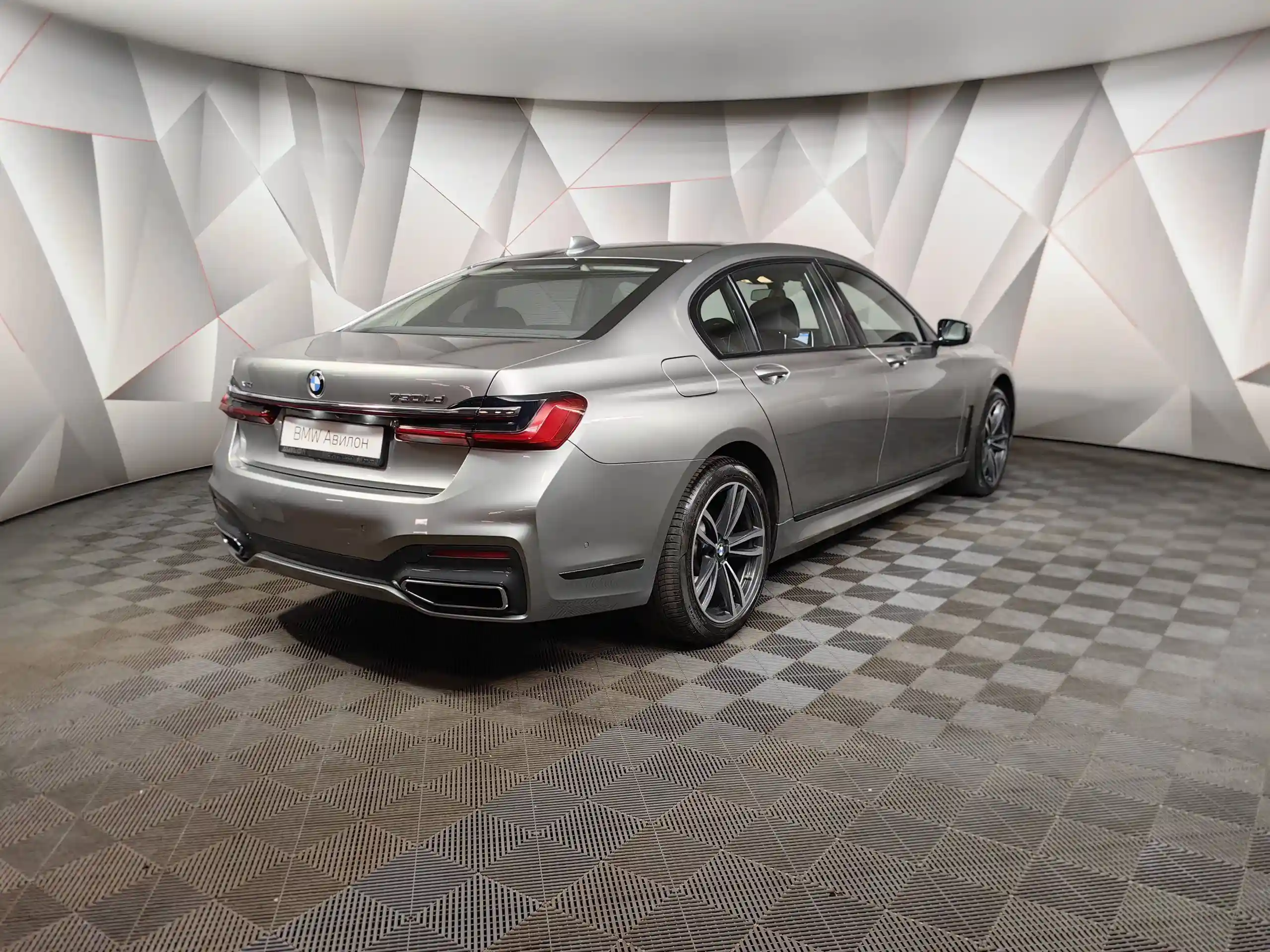 BMW 7 серия 2021