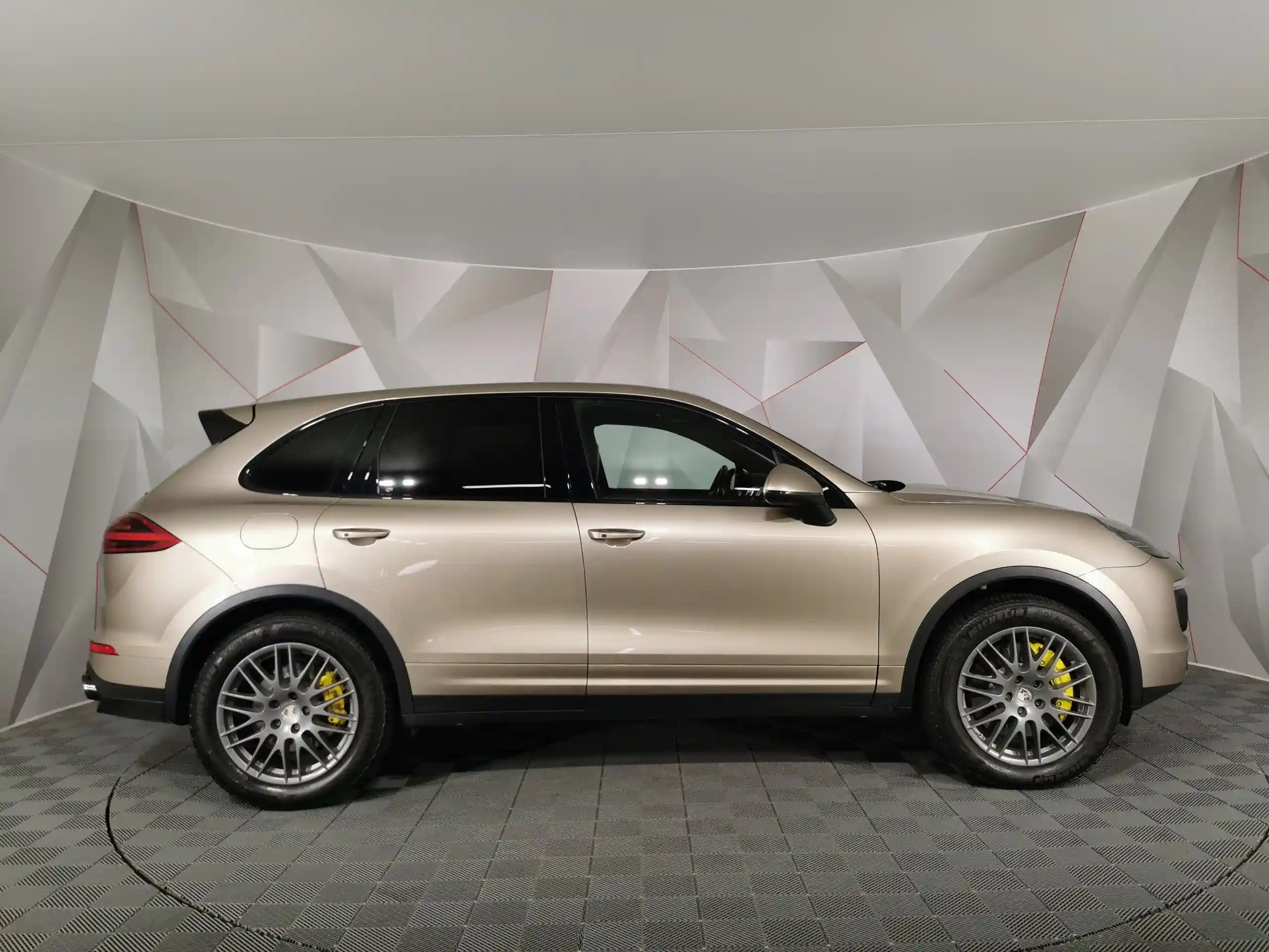 Porsche Cayenne 2016
