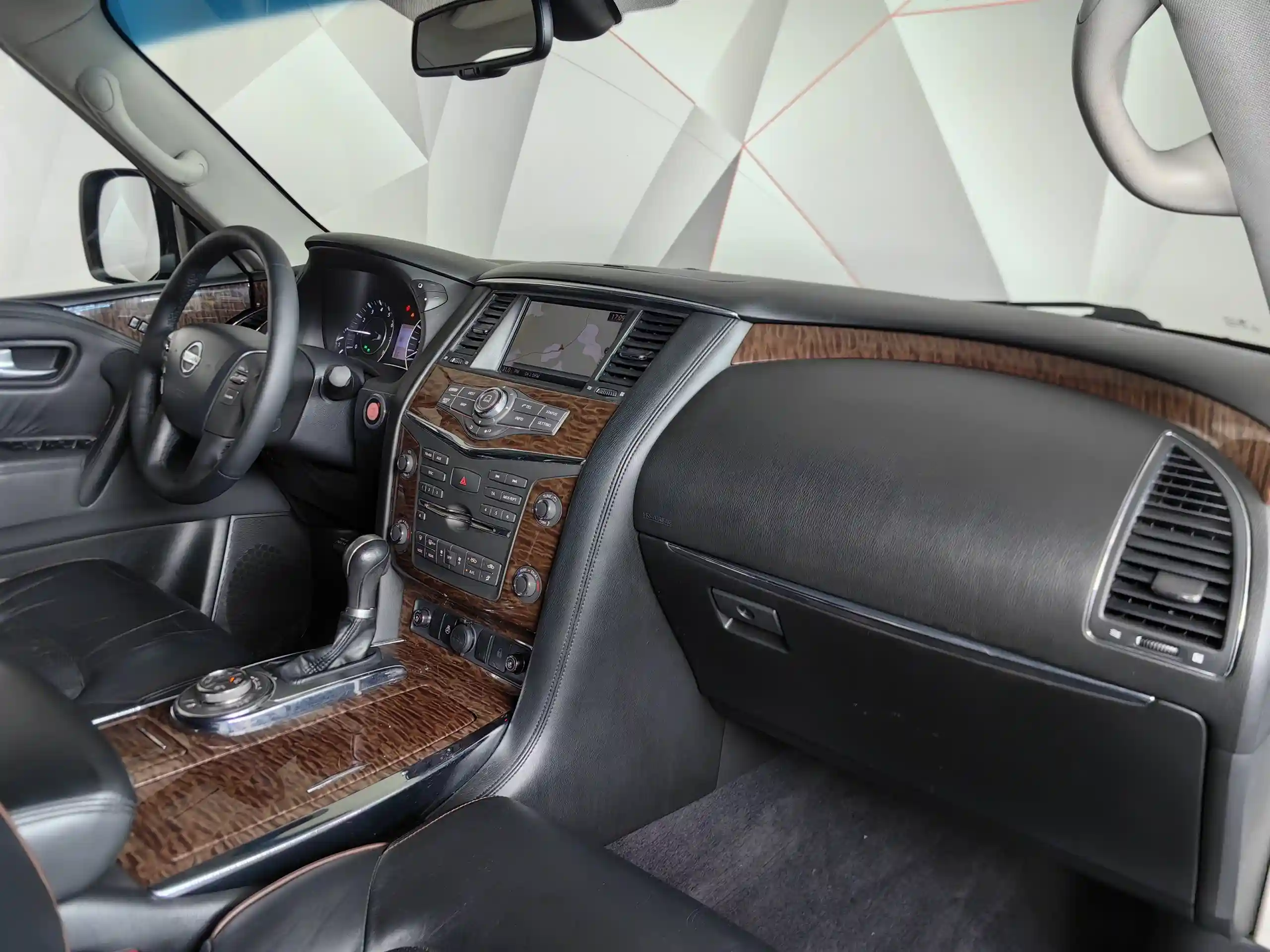 Nissan Patrol 2012