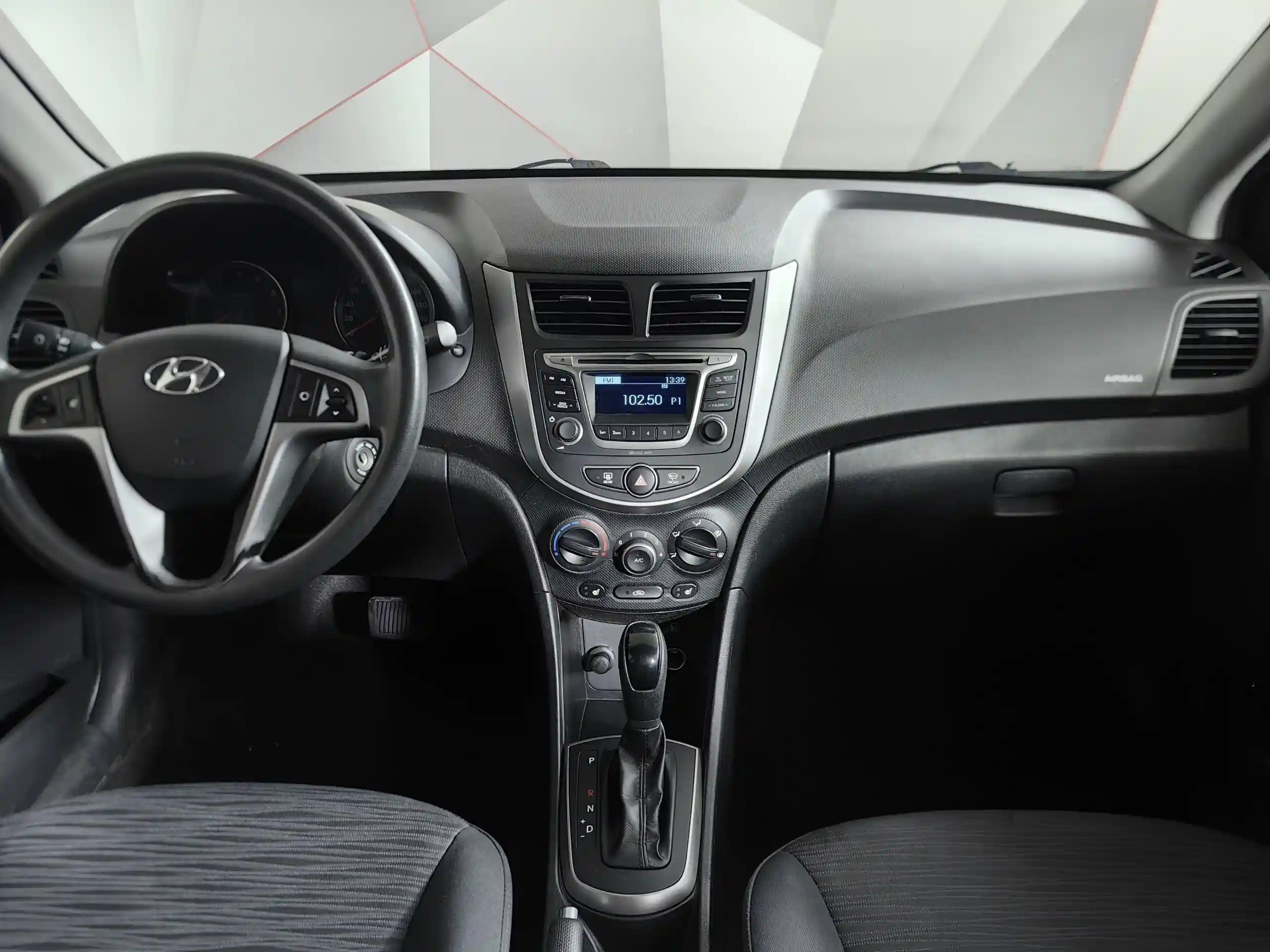 Hyundai Solaris 2016