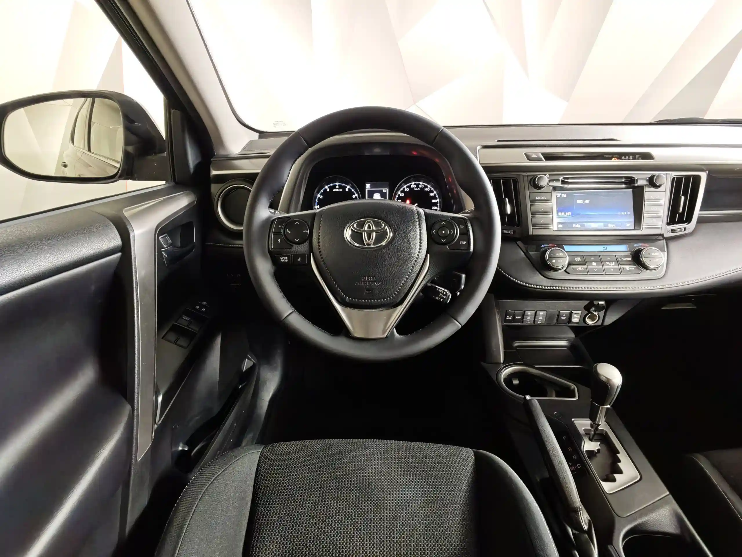 Toyota RAV4 2015