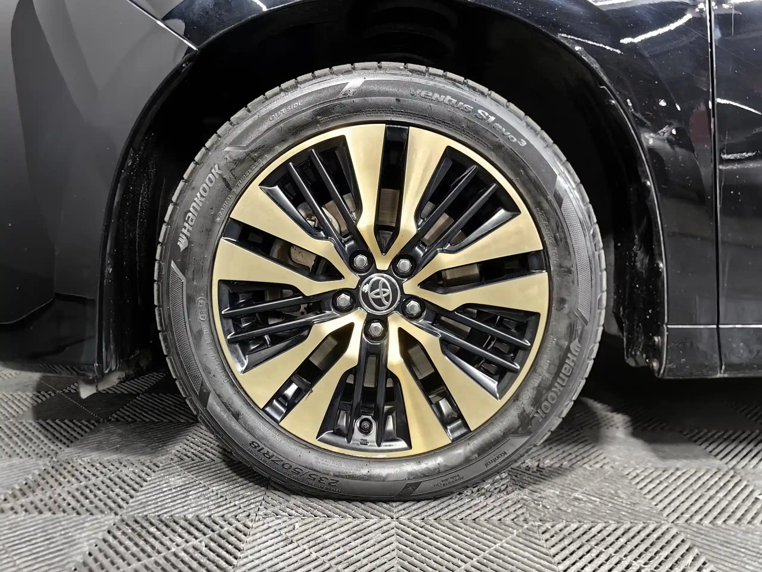 Toyota Alphard 2019